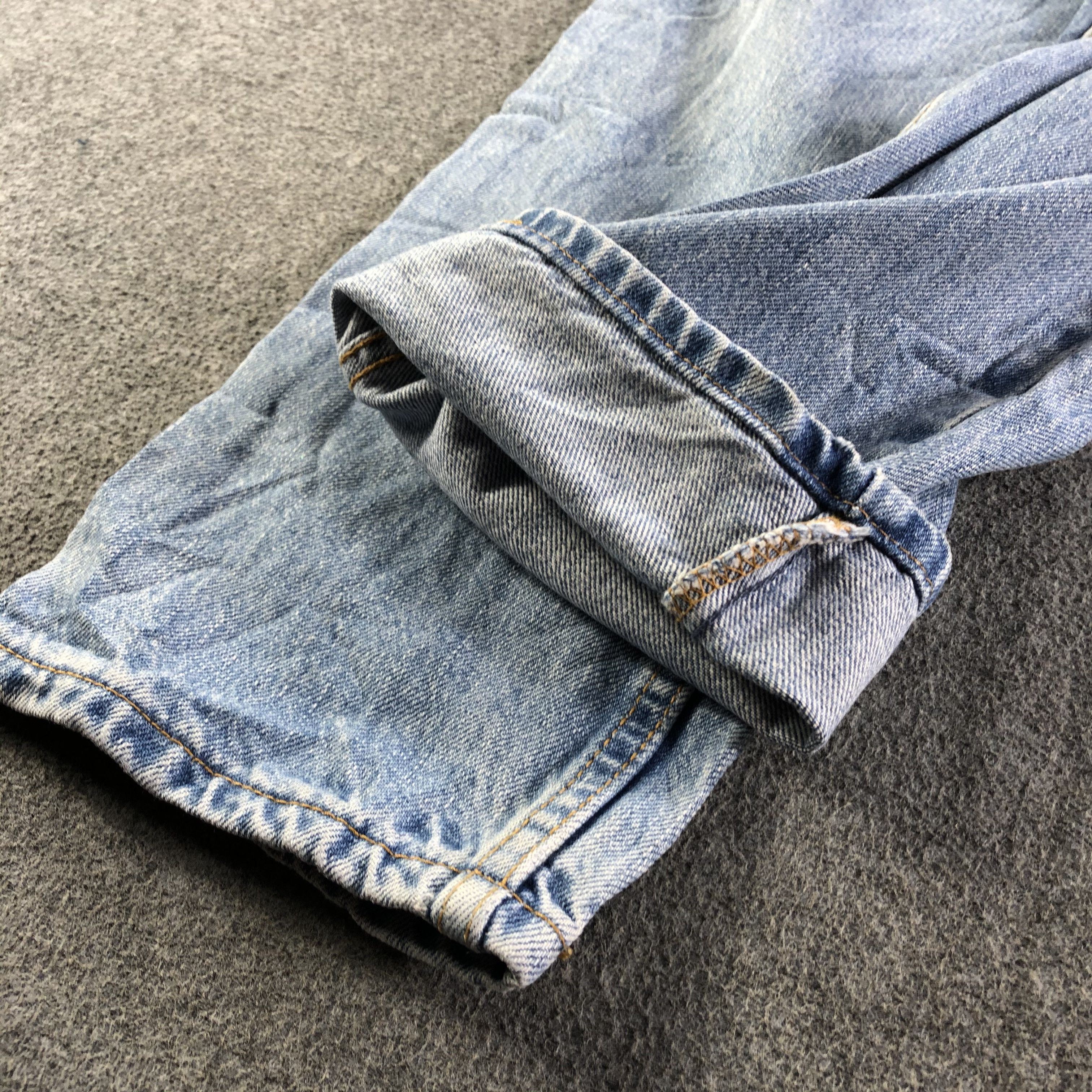 Levi's Vintage Blue Wash Levis 550 Jeans-J4157 Size US 31 - 6 Thumbnail