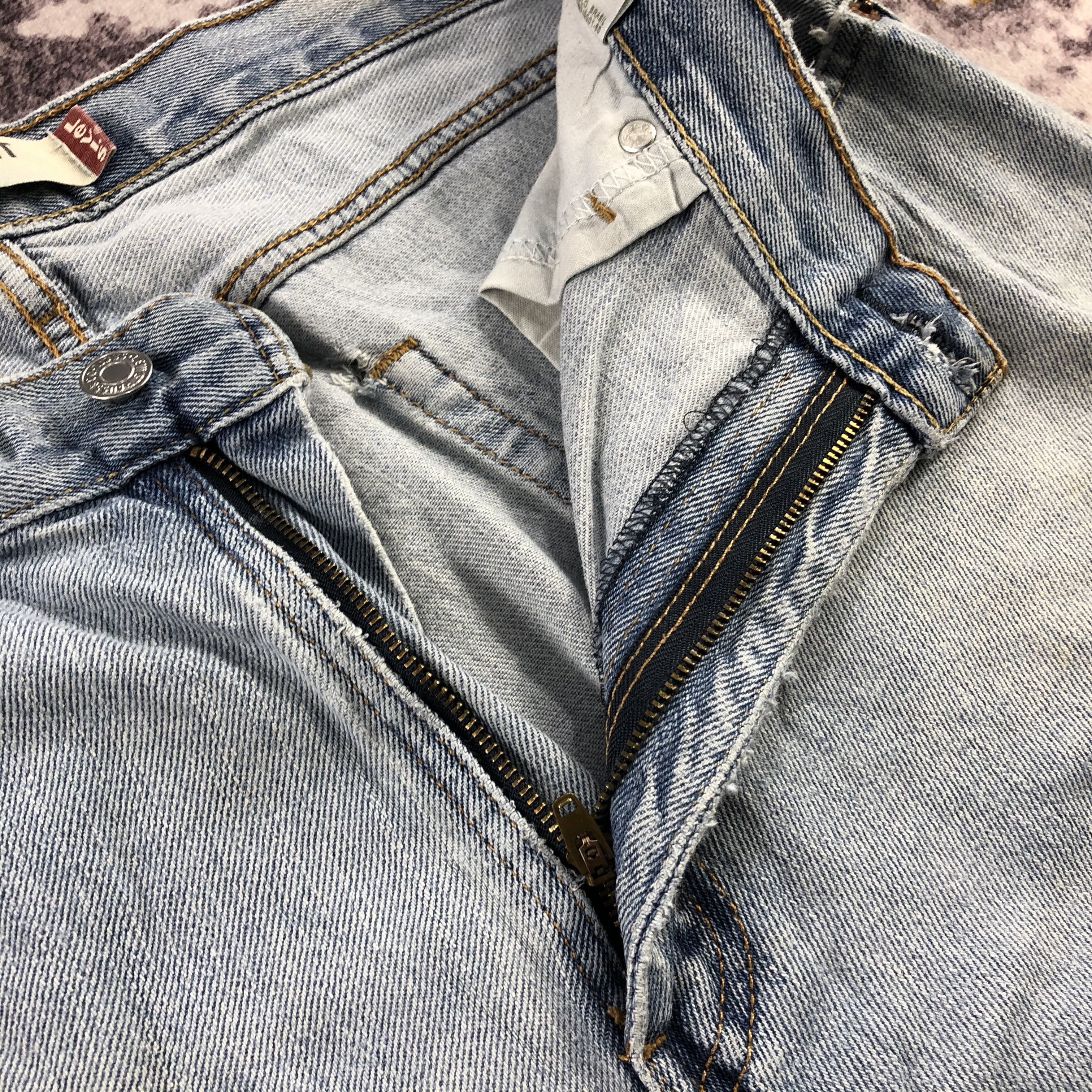Levi's × Vintage Vintage Blue Wash Levis 505 Jeans-JM3175 Size US 34 / EU 50 - 12 Thumbnail