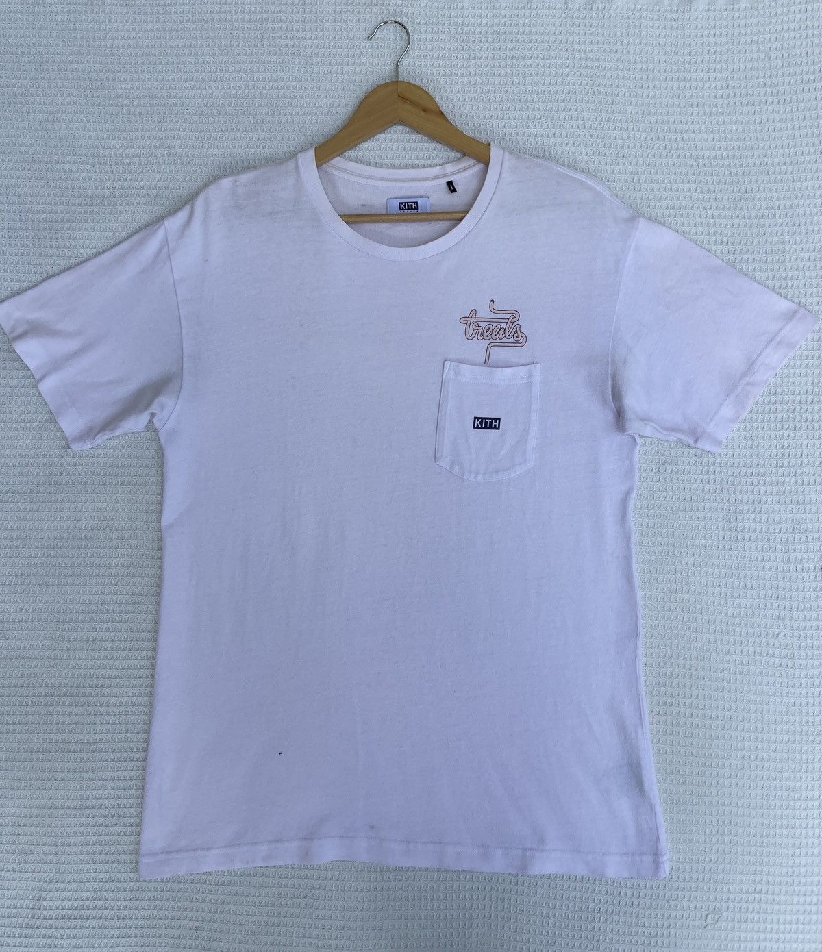 Kith LastDrop🔥Rare🔥Vtg KITH Treats Designed in New York Pocket Te Size US L / EU 52-54 / 3 - 12 Thumbnail