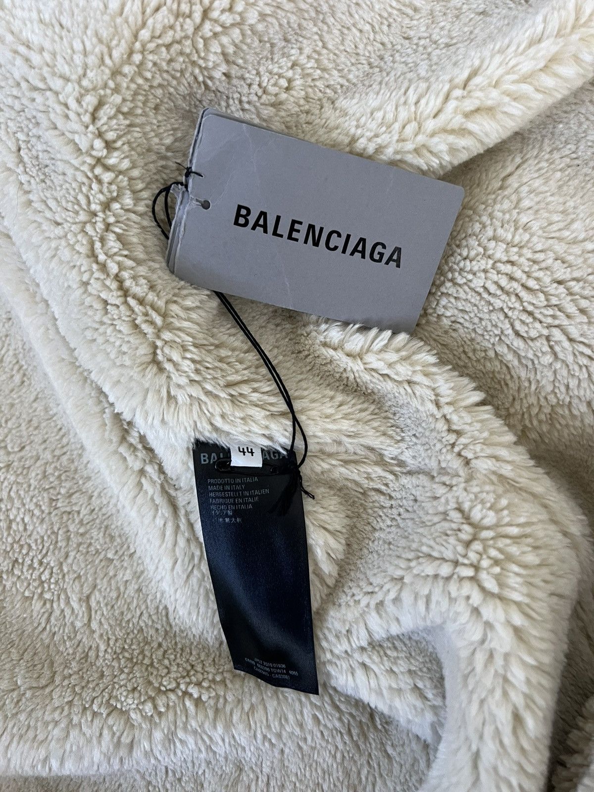 Balenciaga Balenciaga Denim Shearling Coat Size US XL / EU 56 / 4 - 12 Thumbnail