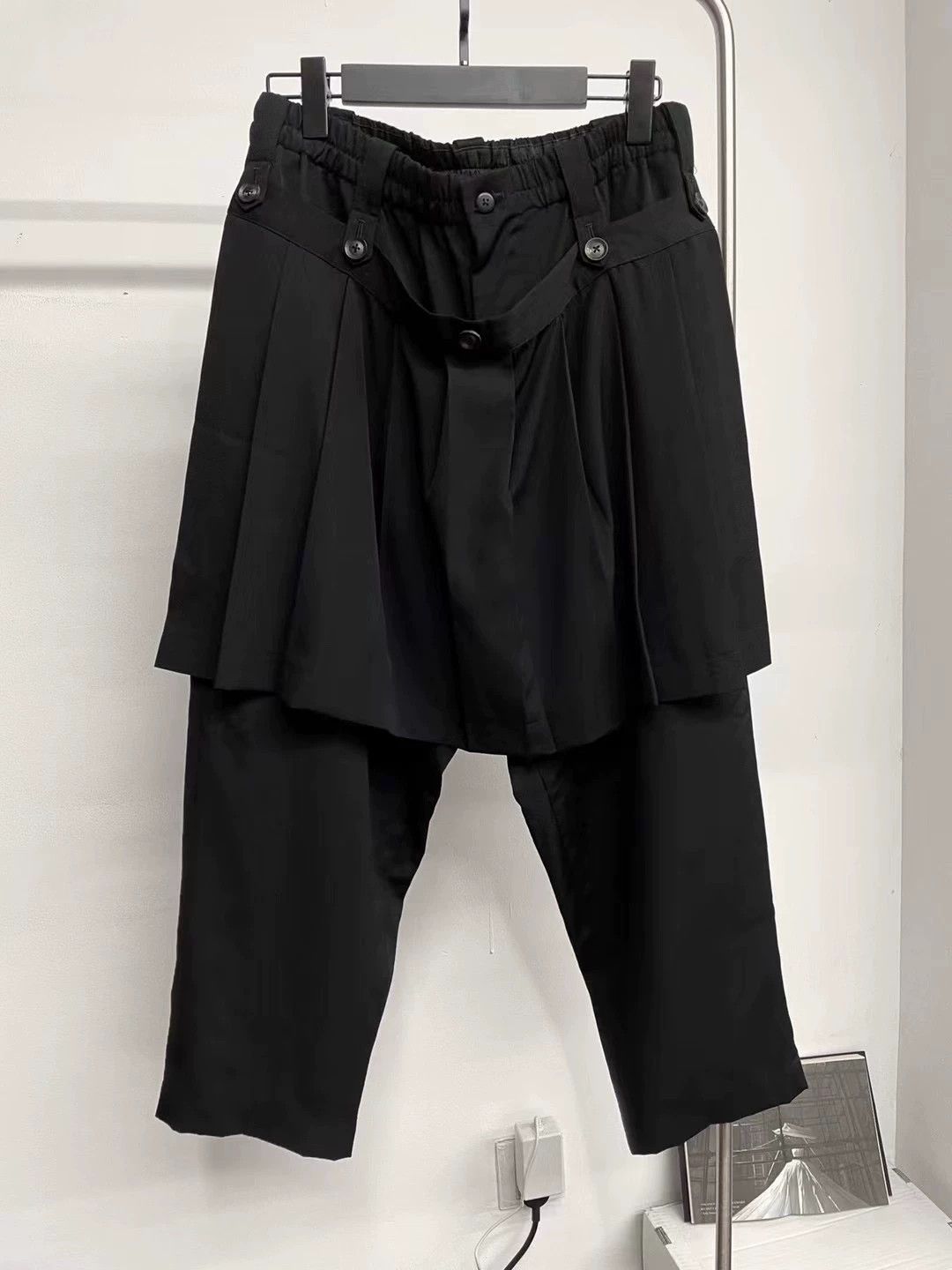 Yohji Yamamoto Yohji Yamamoto Collection Size US M / EU 48-50 / 2 - 5 Thumbnail