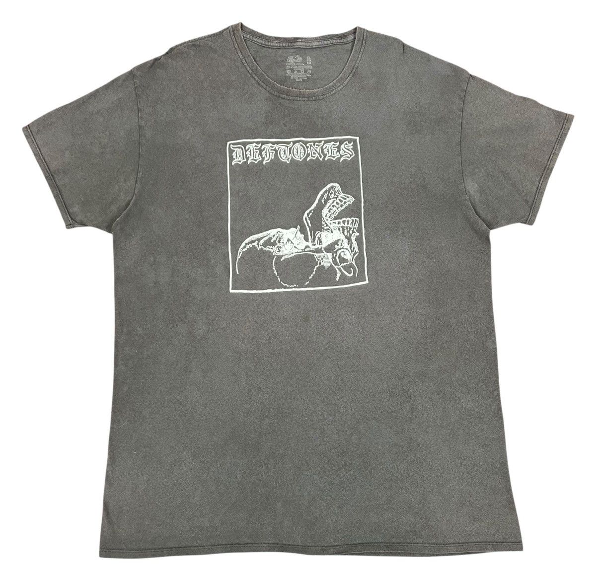 Band Tees Vintage Deftones Tee Size US XL / EU 56 / 4 - 1 Thumbnail