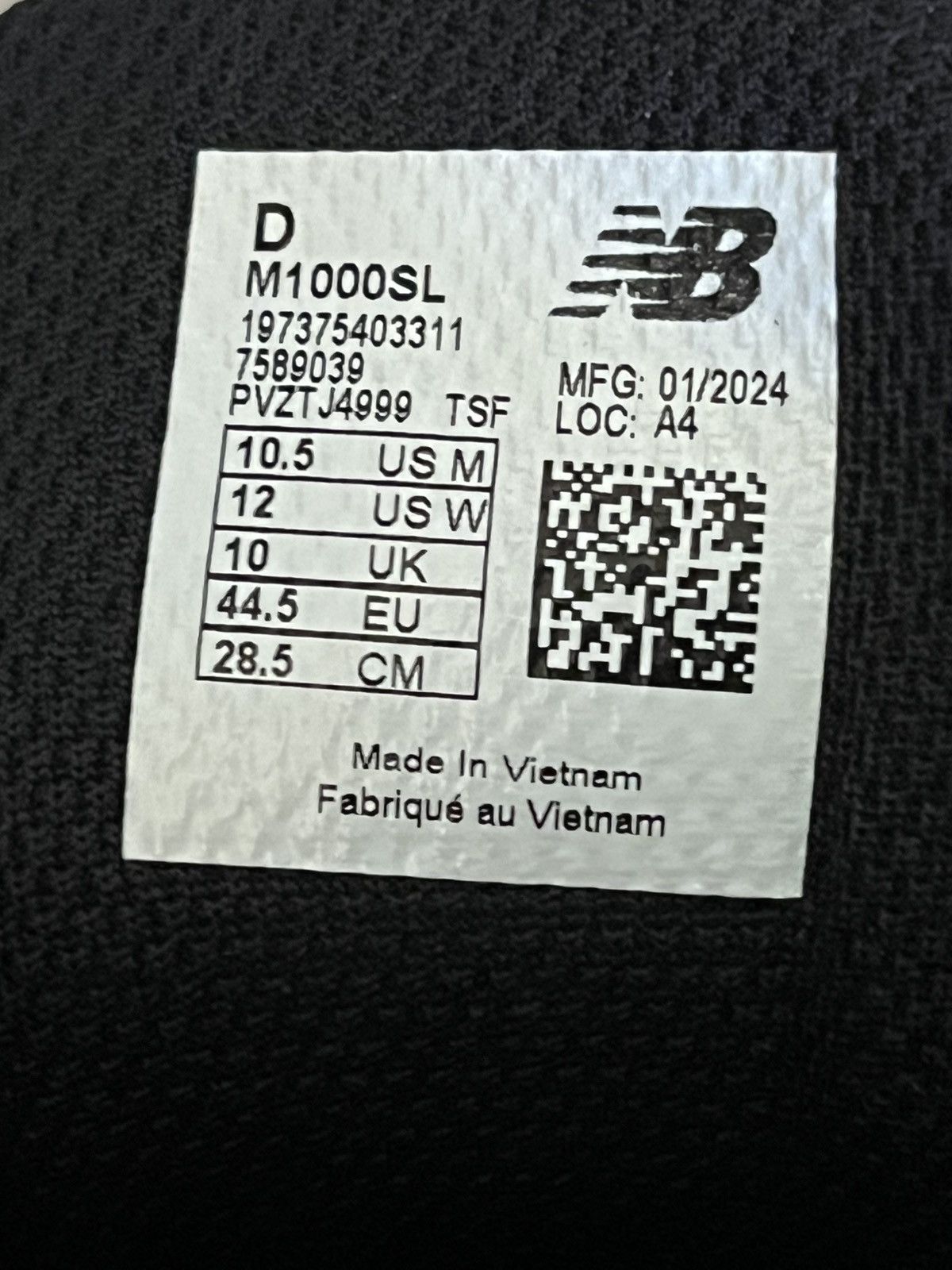 New Balance 1000 ‘SILVER METALLIC’ Size US 10.5 / EU 43-44 - 8 Thumbnail