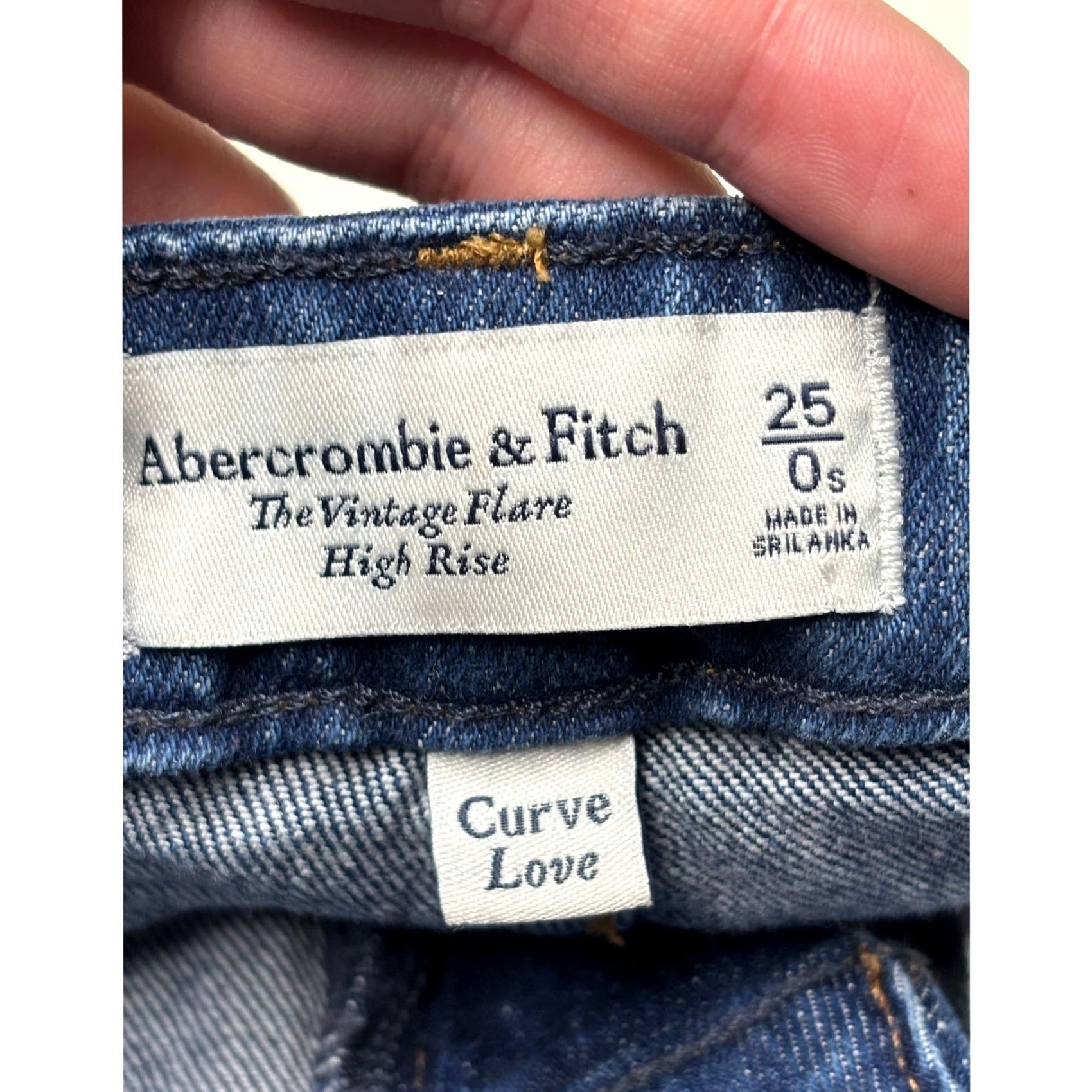 Abercrombie & Fitch Abercrombie & Fitch Curve Love Vintage Flare High Rise Jeans Womens 25 29 Blue Denim 5-Pocket Distressed Stretch Zipper Button Size ONE SIZE - 3 Thumbnail