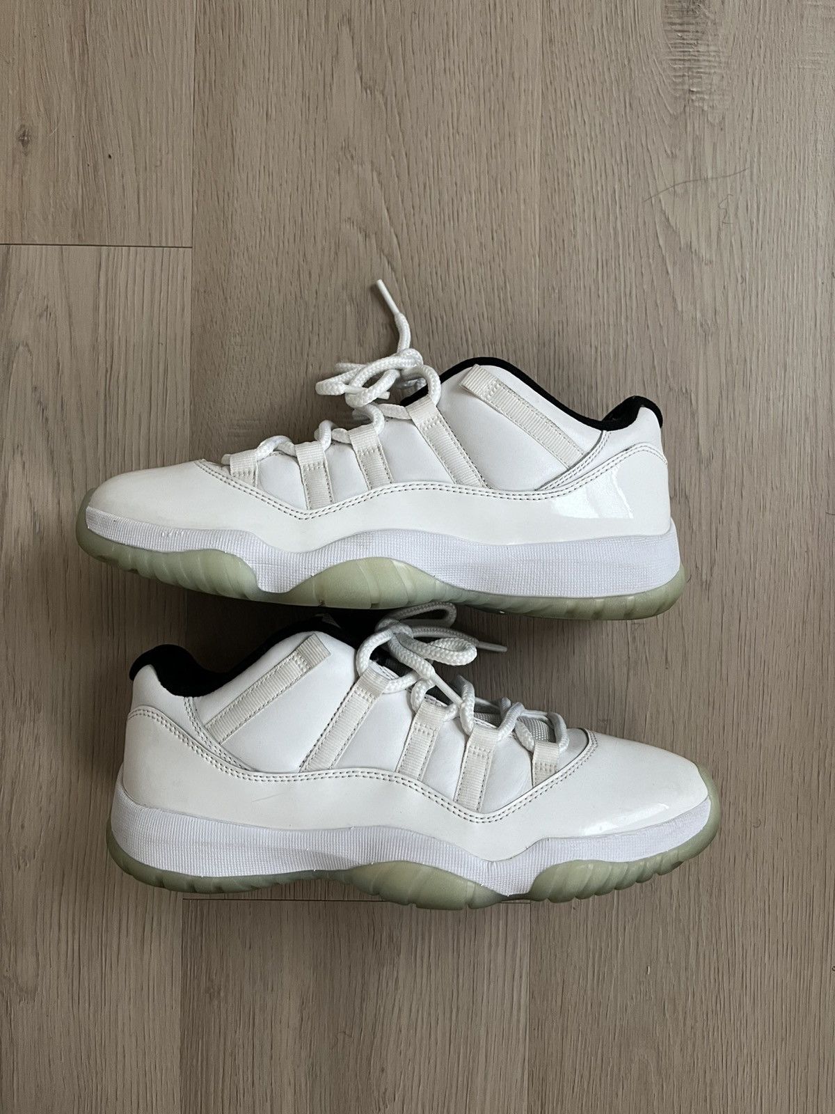 Jordan 11 low