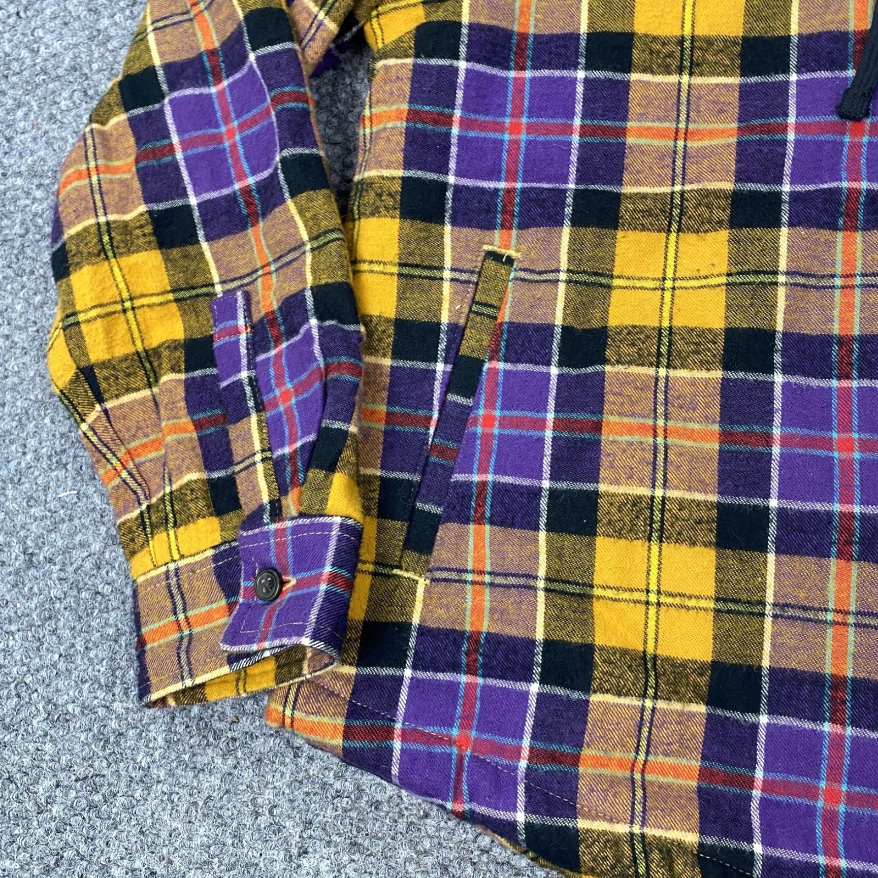 Vintage LL Bean Jacket Womens Medium Petite Yellow Plaid Flannel Hooded Sherpa Lined Size M / US 6-8 / IT 42-44 - 4 Thumbnail