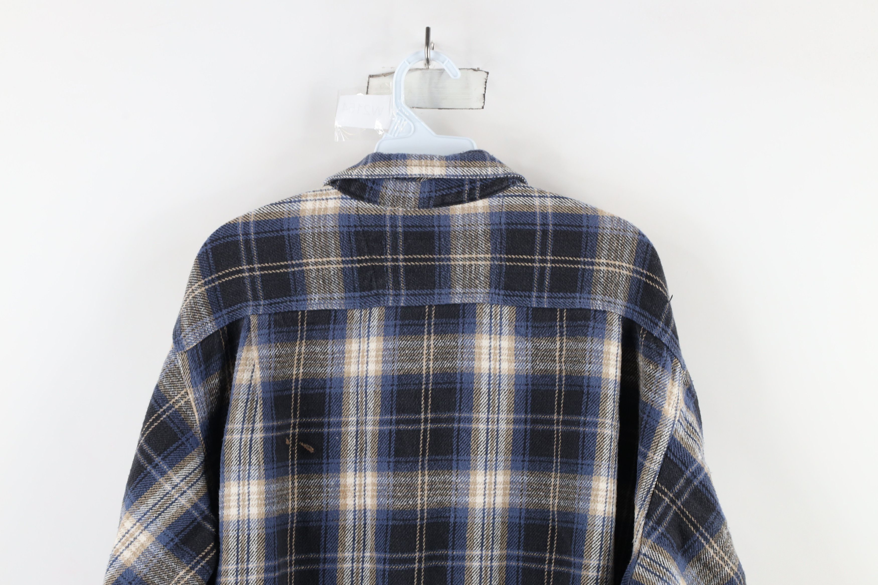 Vintage Vintage 90s Streetwear Heavyweight Button Shirt Cotton Size US XL / EU 56 / 4 - 9 Thumbnail