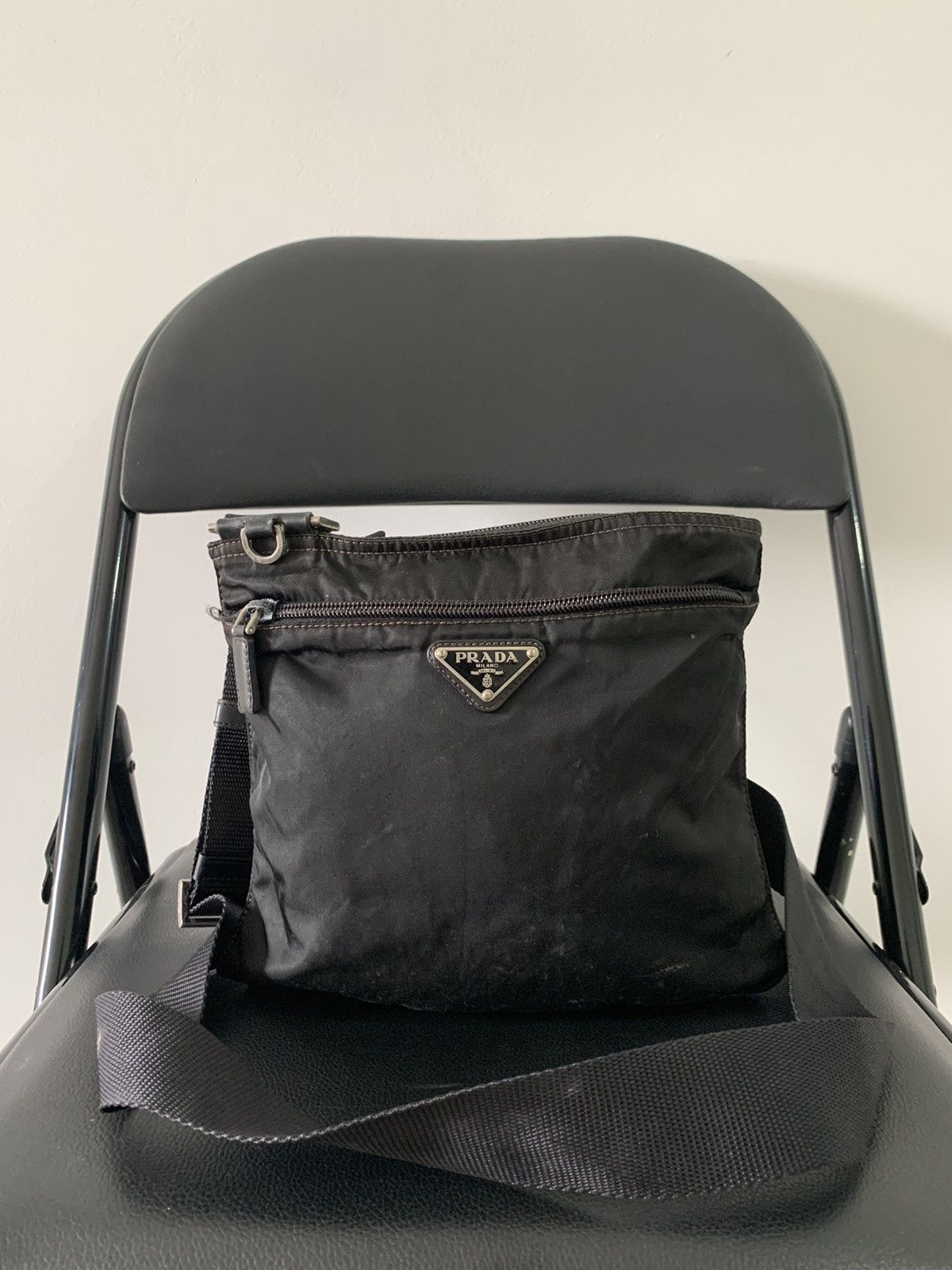 Prada Vintage Prada Black Sling Crossbody Medium Bag Size ONE SIZE - 3 Thumbnail