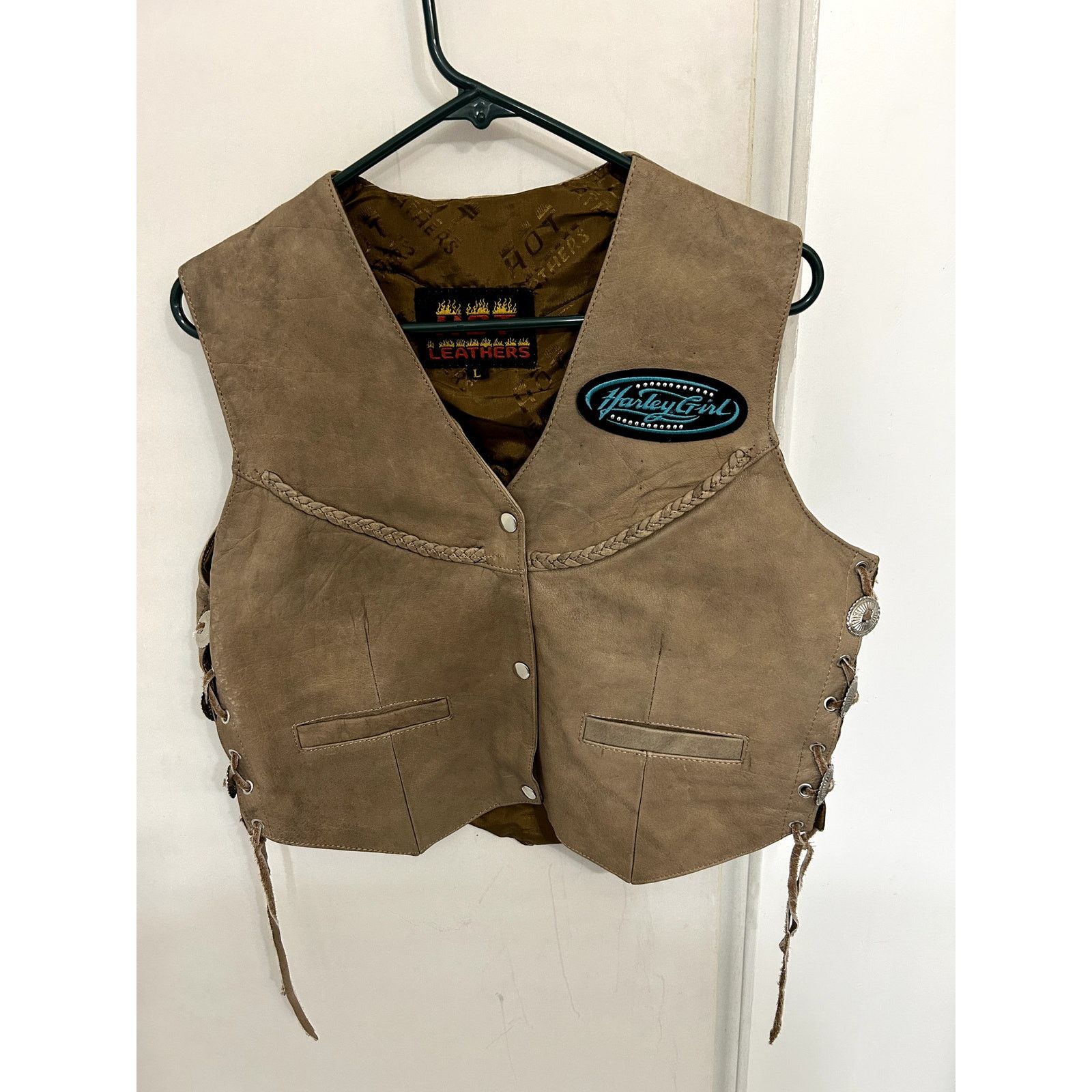 Harley Davidson Hot Leathers Harley Girl Leather Vest Prayer Warrior size L Size L / US 10 / IT 46 - 1 Thumbnail