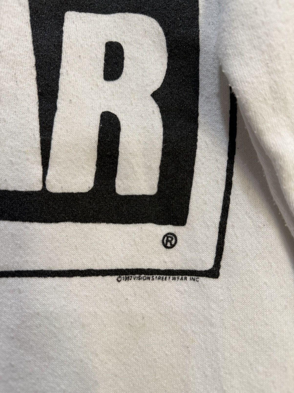 Vision Streetwear Vintage 80s Vision Streetwear Skateboard Backhit Logo Size US M / EU 48-50 / 2 - 4 Thumbnail