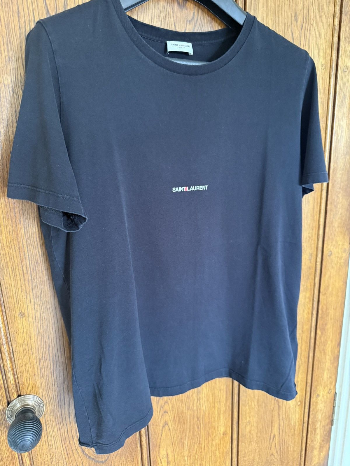 Saint Laurent Paris $550 Saint Laurent Rive Gauche black logo t shirt L Size US L / EU 52-54 / 3 - 11 Thumbnail