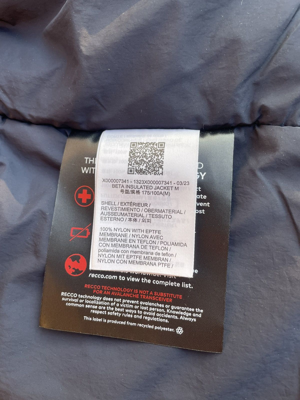 Arc'teryx Arcteryx Beta Insulated Jakcet Size US M / EU 48-50 / 2 - 7 Thumbnail