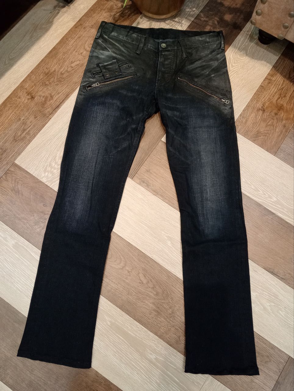 Le Grande Bleu (L.G.B.) VERY RARE L.G.B LE GRANDE BLEU MANIAC CORP WAXED DENIM JEANS Size US 30 / EU 46 - 2 Thumbnail