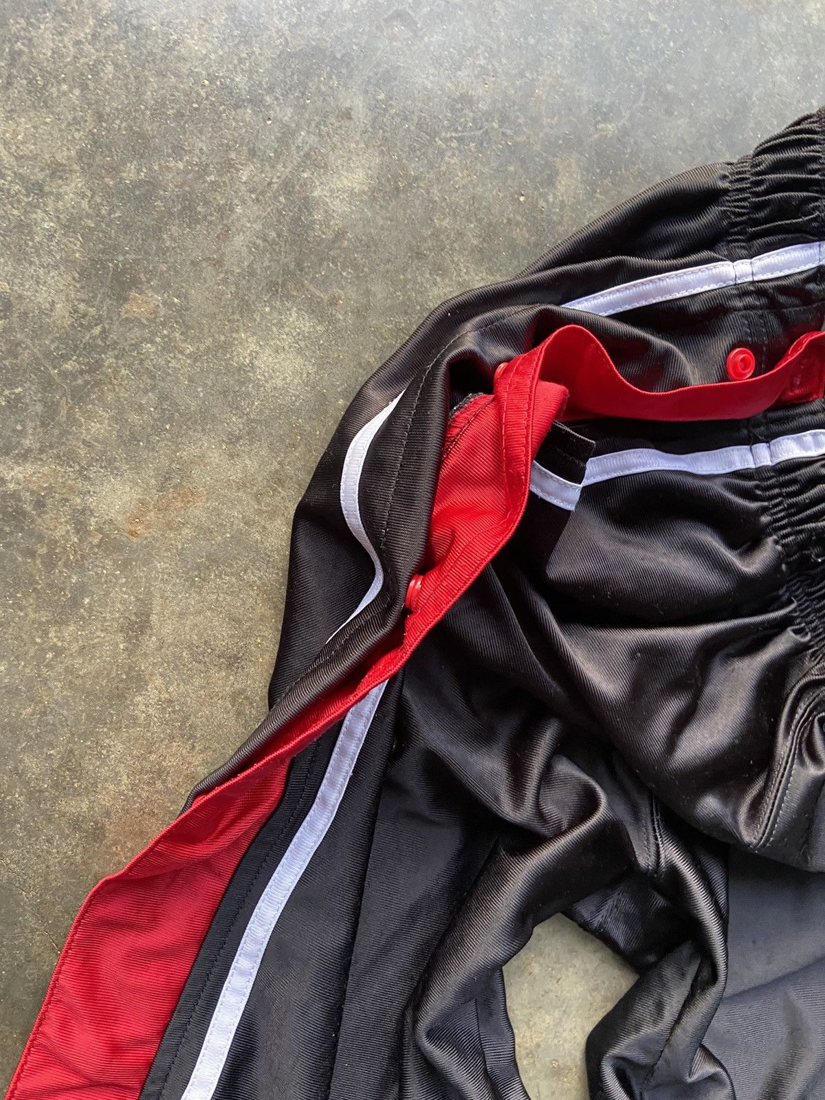 NBA Vintage Edit draft Black and red Starter track pants small Size US 30 / EU 46 - 5 Thumbnail