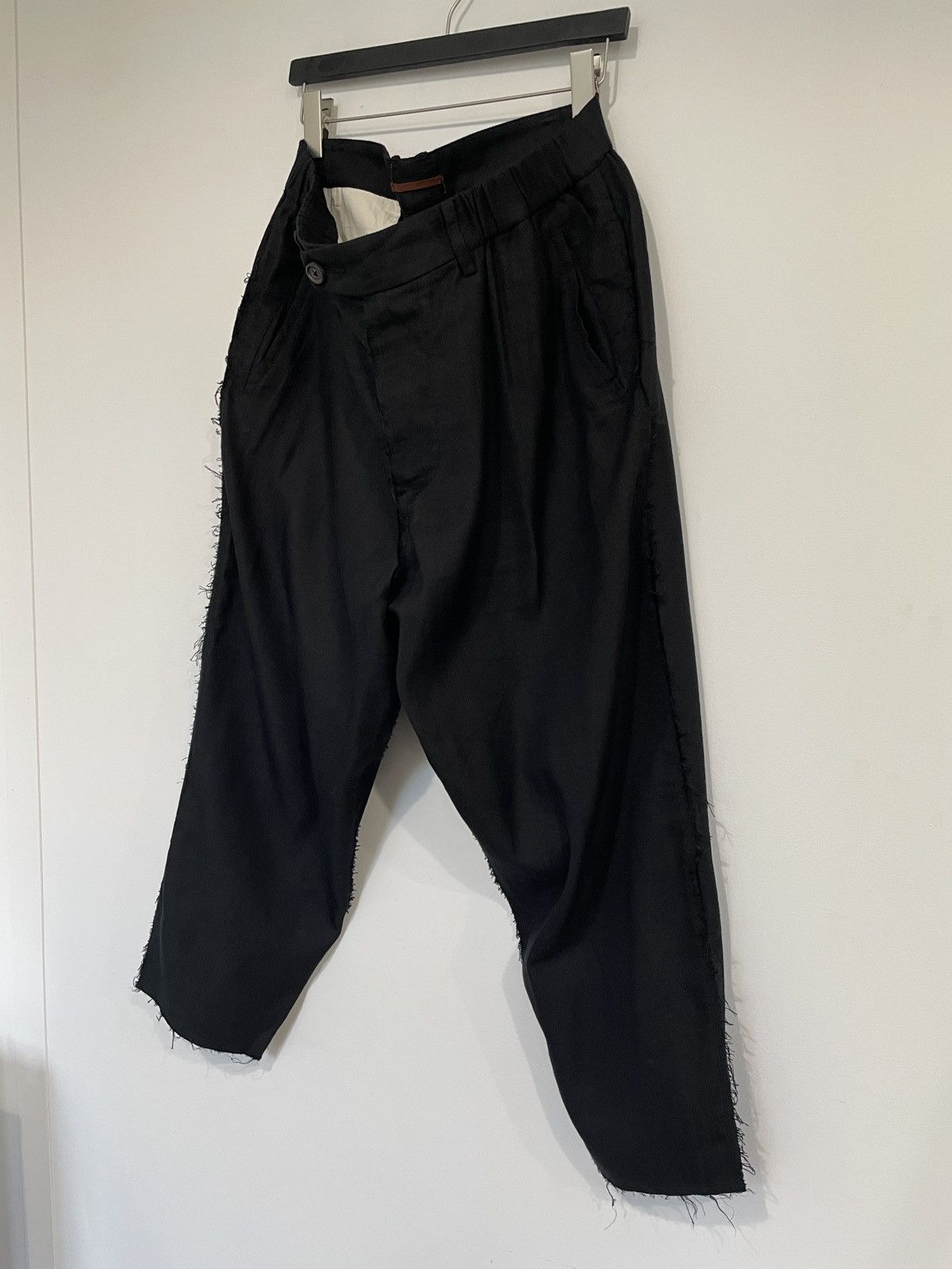 Ziggy Chen SS20 RAW EDGE COTTON LINEN VISCOSE CROPPED TROUSERS Size US 34 / EU 50 - 2 Thumbnail