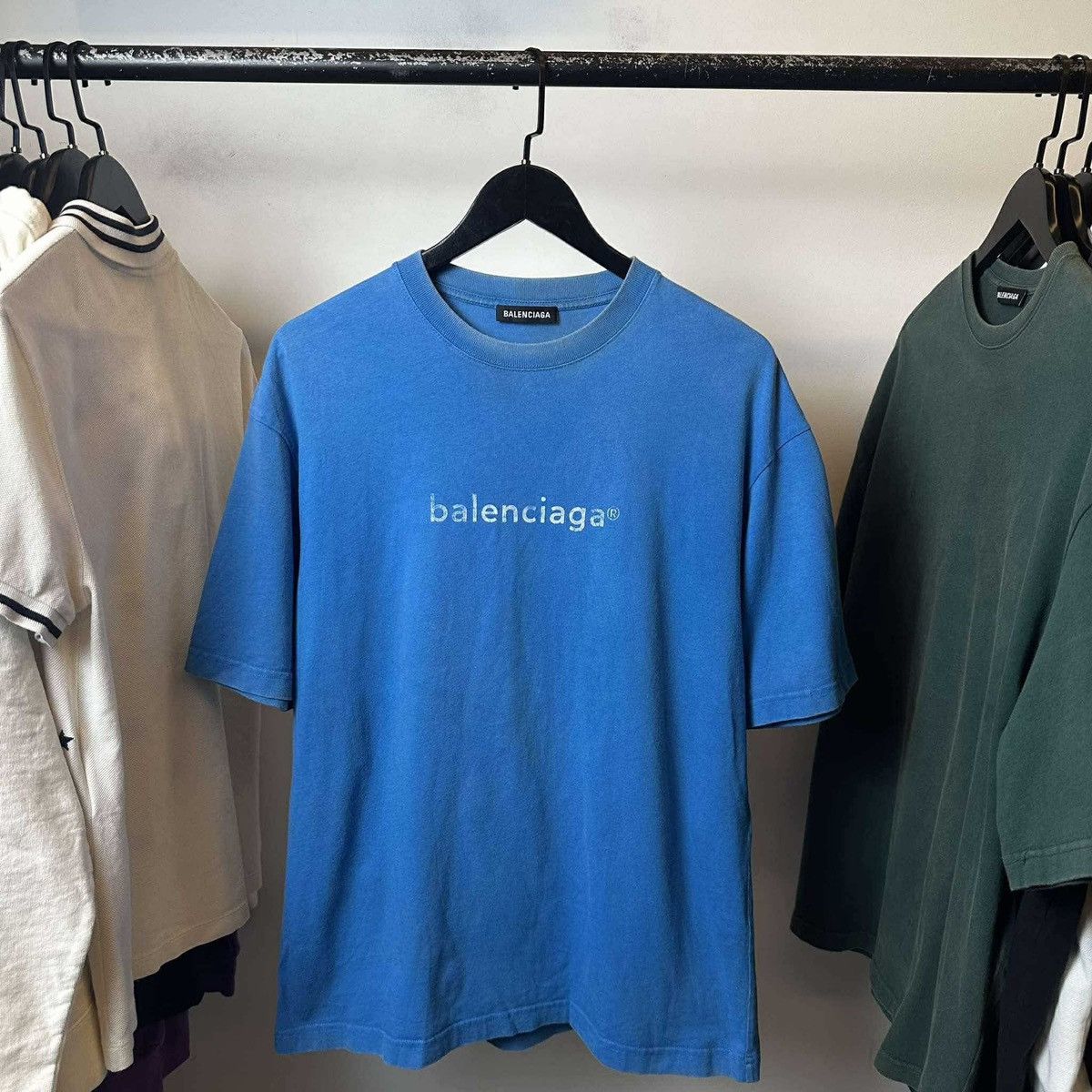 Balenciaga BALENCIAGA BIG LOGO T SHIRT Size US XS / EU 42 / 0 - 1 Thumbnail