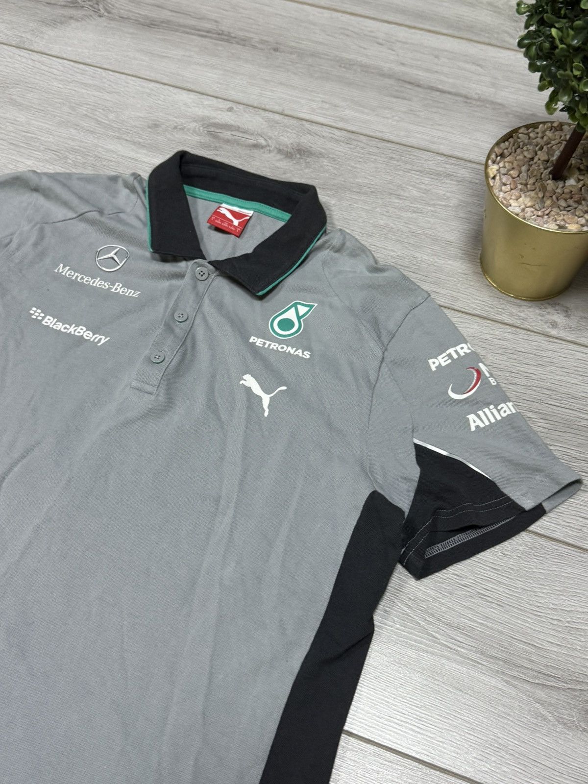 Puma Petronas Puma vintage Mclaren Mercedes pirelli vintage polo Size US L / EU 52-54 / 3 - 4 Thumbnail