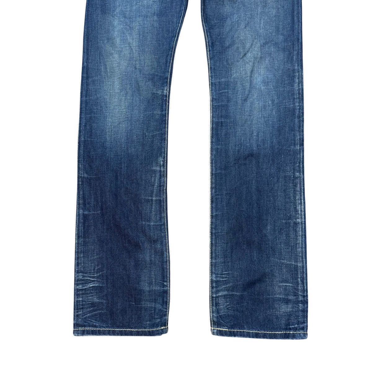 Robins Jeans Robins Jeans Denim Embroidery Jeans D5471GLD Size US 31 - 6 Thumbnail