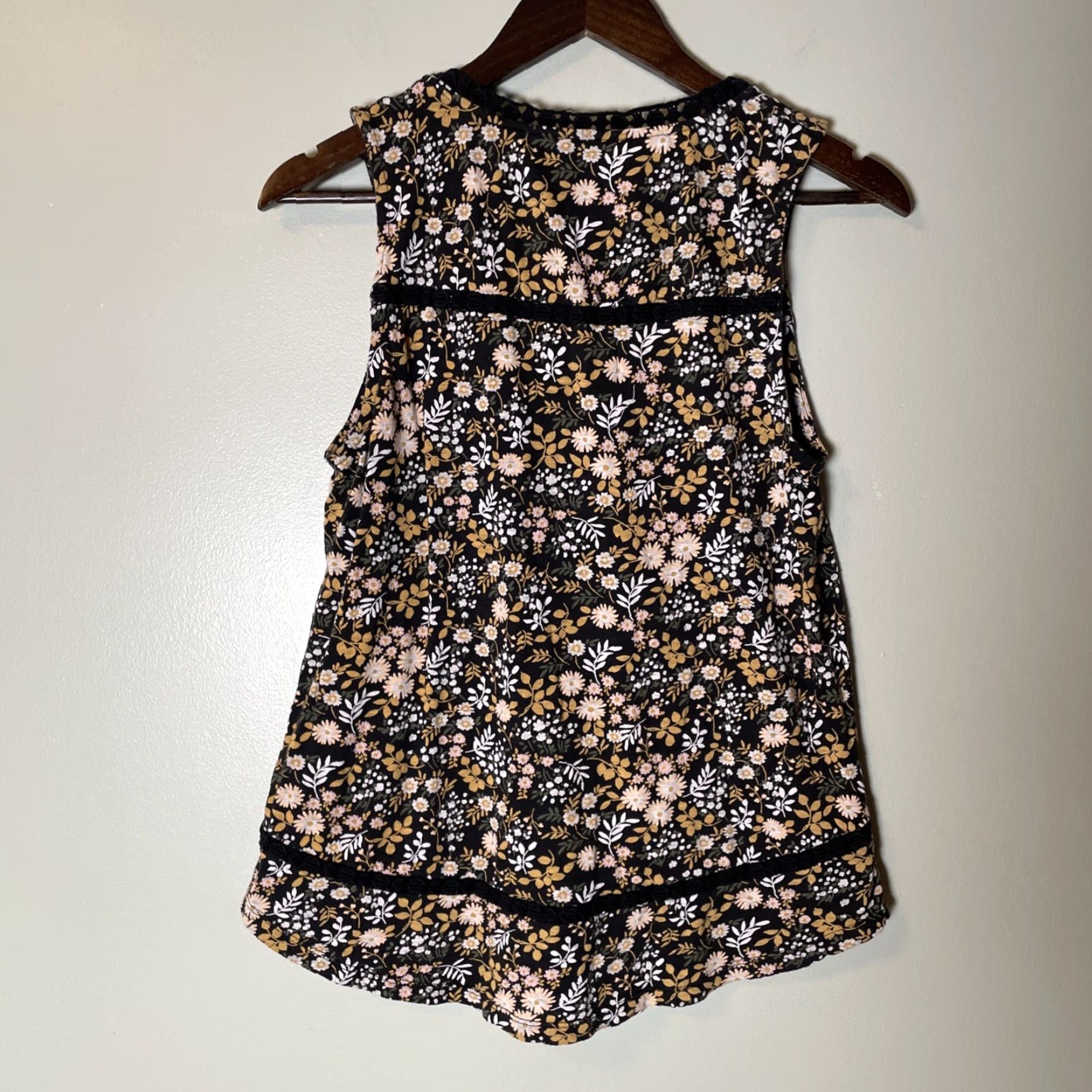Lucky Brand Lucky Brand Tank M Black Yellow Floral Print Sleeveless Boho Crochet Embroidered Dainty Knit Shirt Women Size M / US 6-8 / IT 42-44 - 5 Thumbnail
