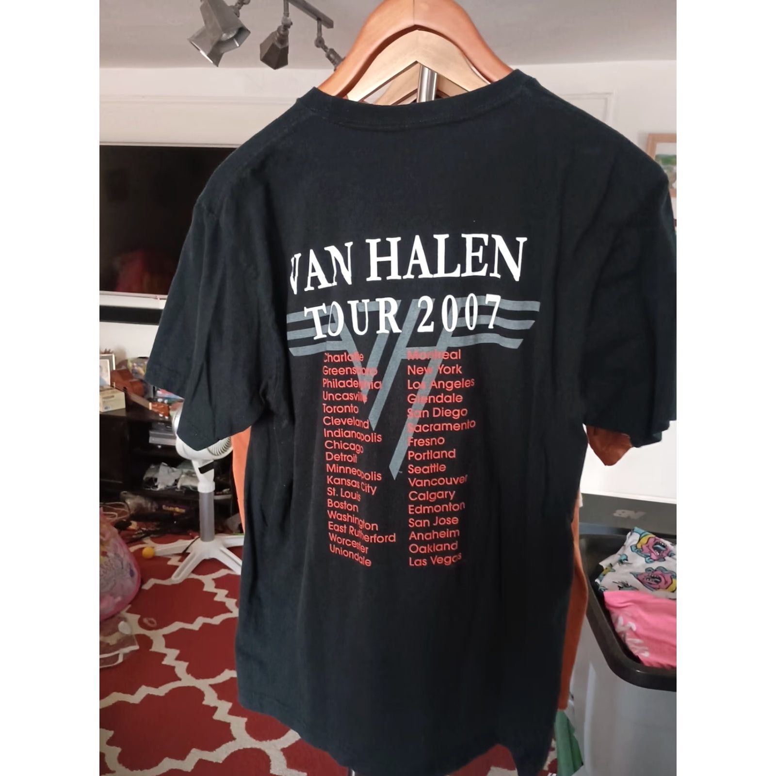 Vintage VINTAGE Van Halen Rock Band Tour T-shirt Mens M Black 2007 Rock Music Fans Tee Size US M / EU 48-50 / 2 - 3 Thumbnail