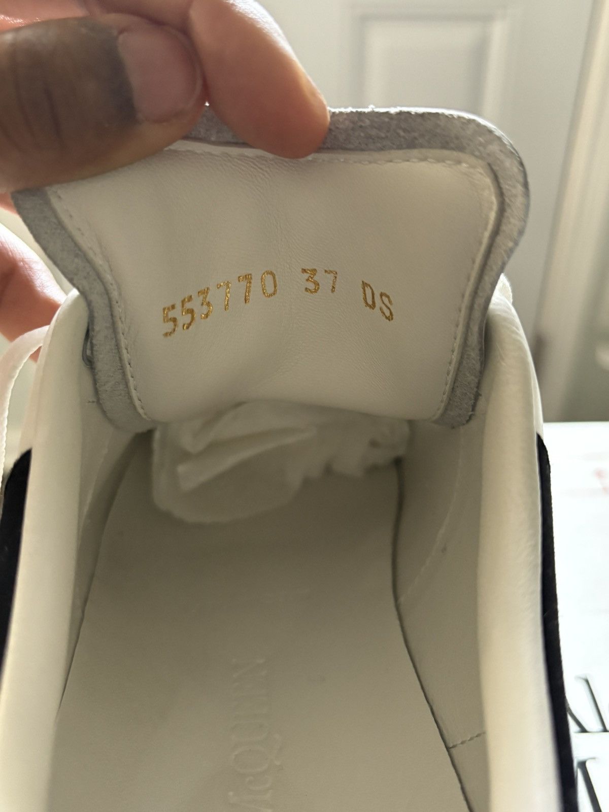 Alexander McQueen Alexander McQueen White/Black Larry Sneakers - Size 37 Size US 7 / IT 37 - 7 Thumbnail