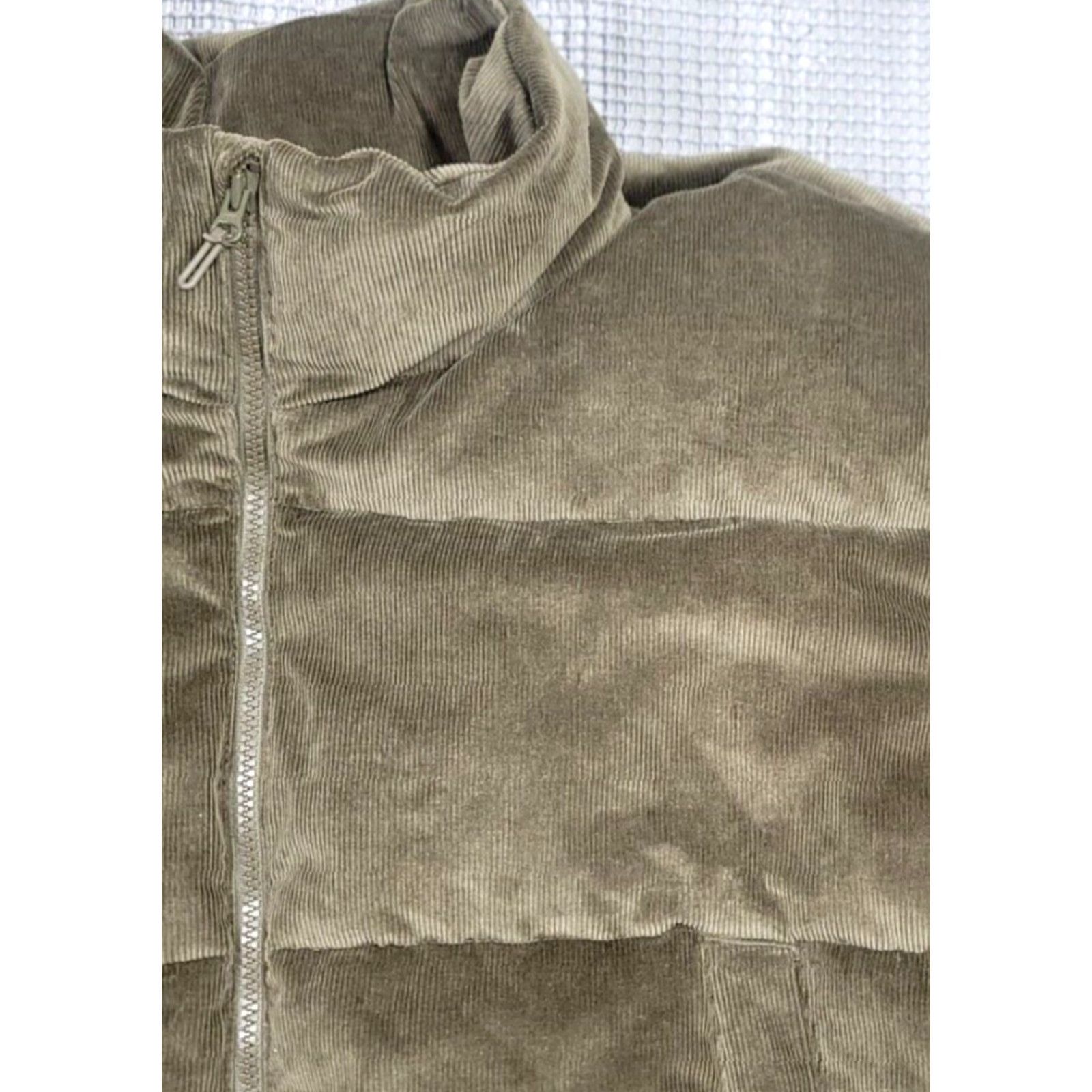Abercrombie & Fitch Abercrombie & Fitch A&F Men's Green Corduroy Puffer Jacket Heavy Full Zip 2XL Size US XXL / EU 58 / 5 - 7 Thumbnail