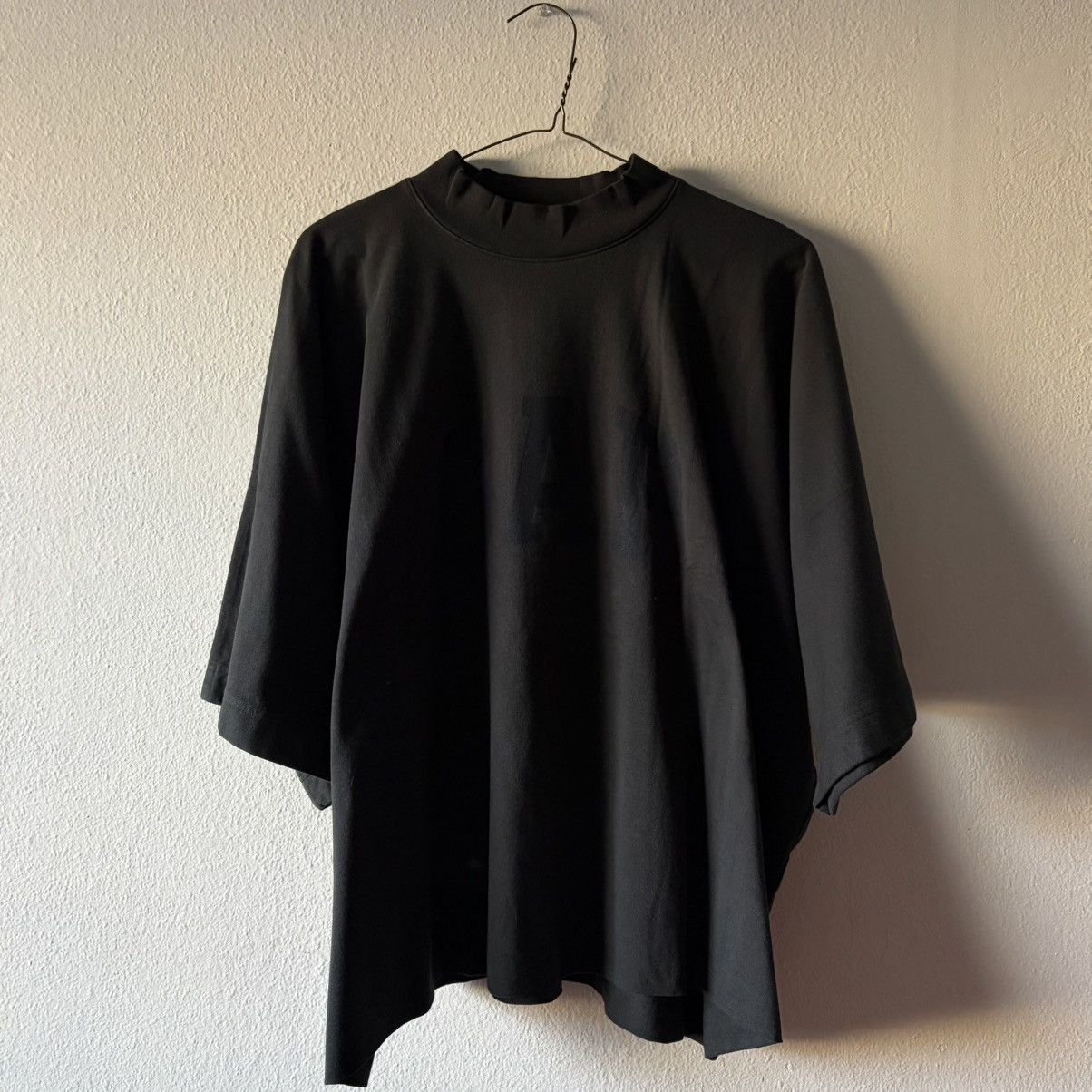 Yeezy Gap Dove No Seam Tee