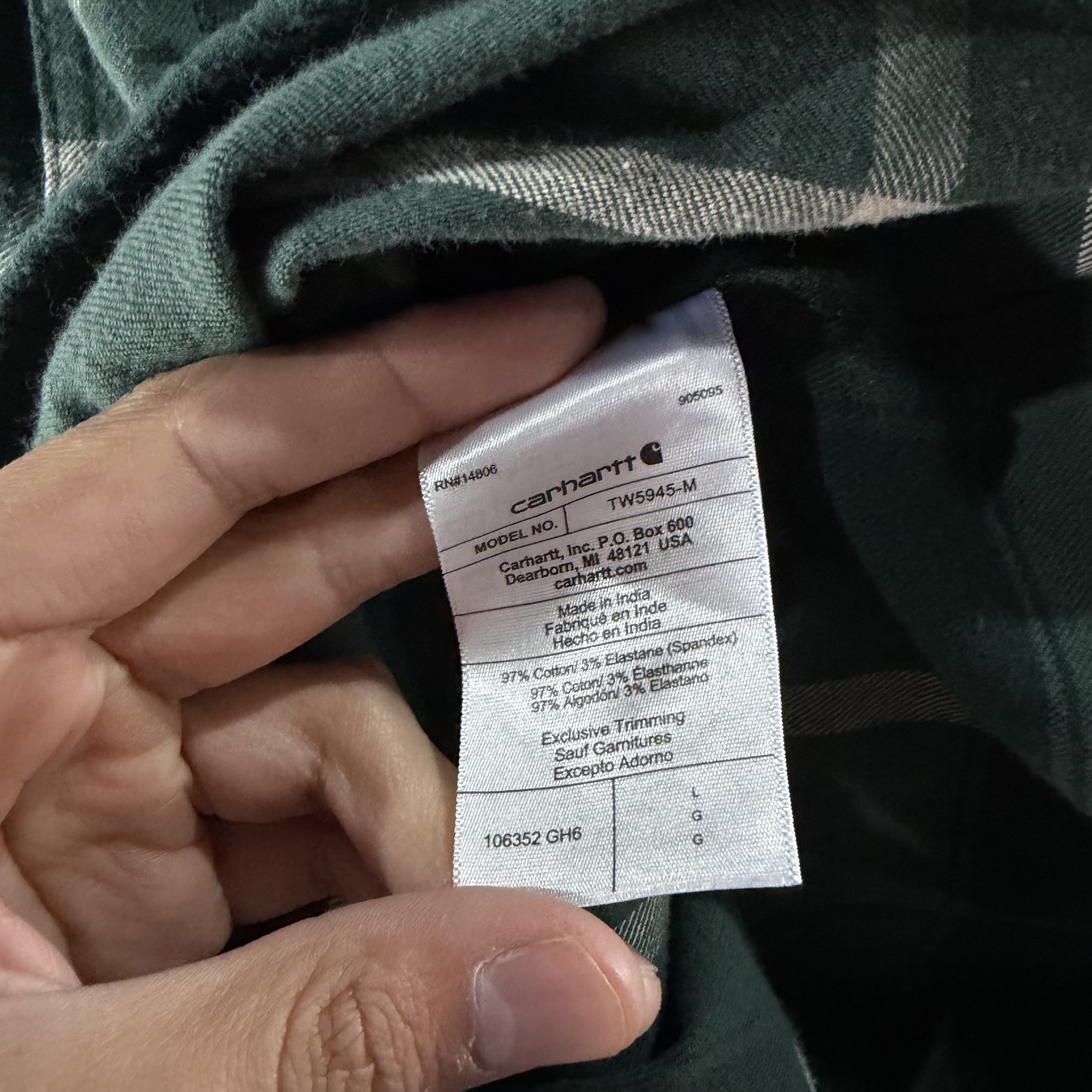 Carhartt Carhartt Shirt Green Black Plaid Flannel Relaxed Button Up Size US L / EU 52-54 / 3 - 9 Thumbnail