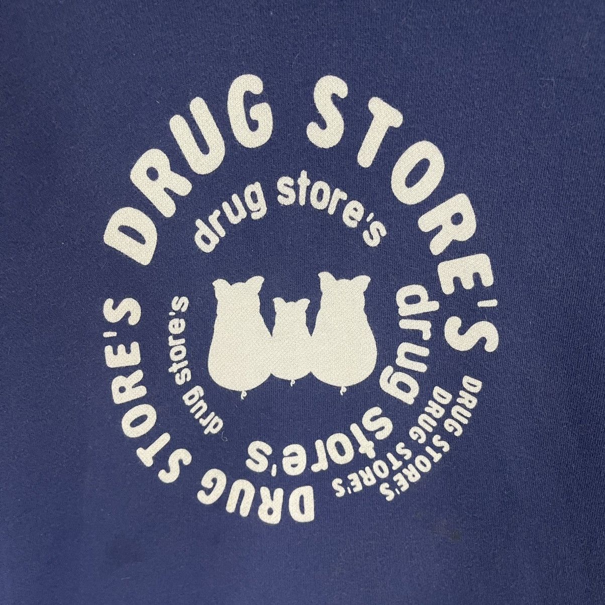 Japanese Brand ICONIC🔥DRUG STORES BIG LOGO PLUUOVER HOODIE Size US L / EU 52-54 / 3 - 4 Thumbnail