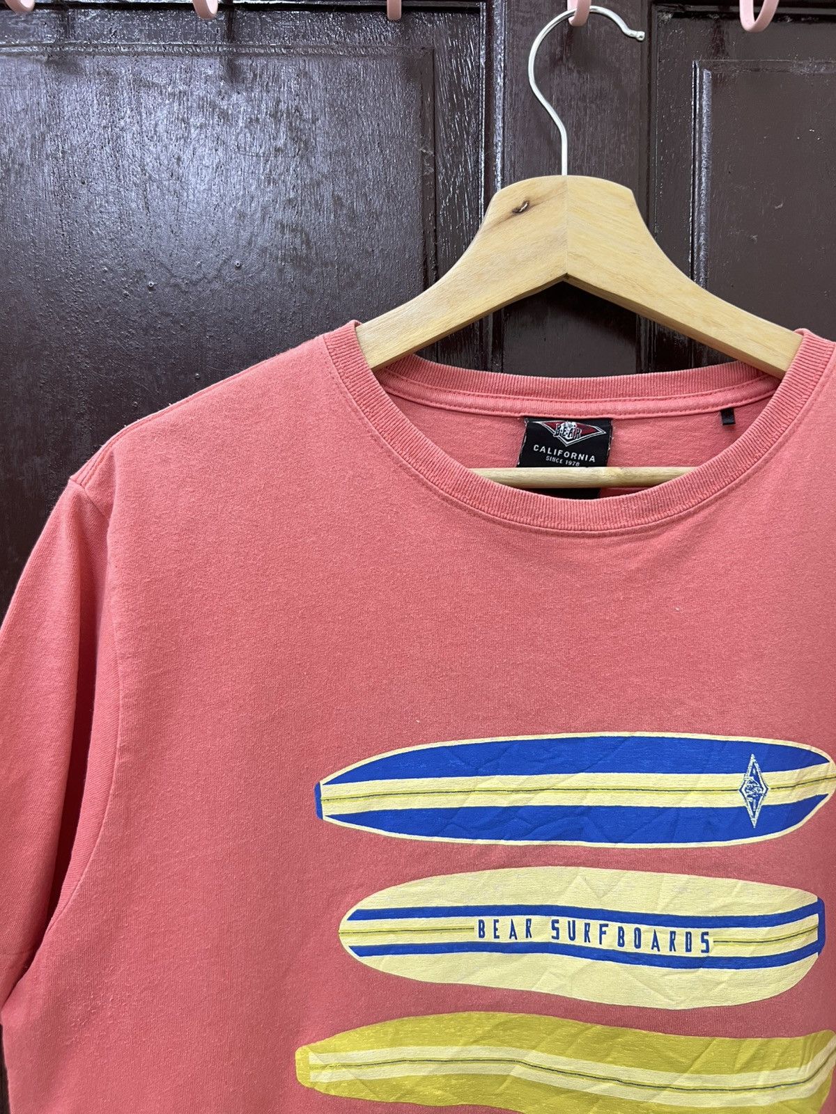 Man Made In Australia Vintage Y2K Bear Surfboards Tee Size US L / EU 52-54 / 3 - 3 Thumbnail