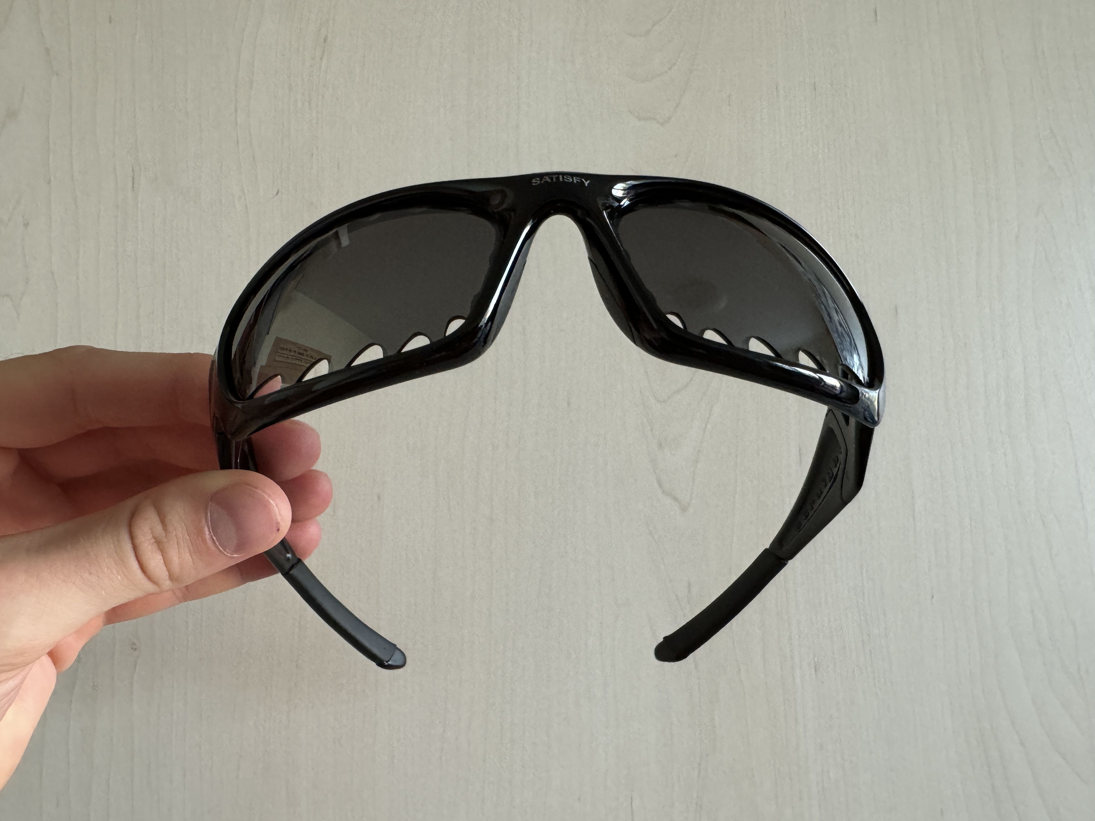 Oakley x Satisfy Running Straight Jacket black 