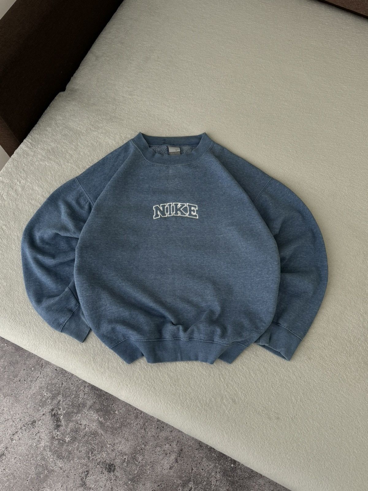 Nike × Vintage Vintage Nike Y2K oversized blue sweatshirt Size US XL / EU 56 / 4 - 1 Thumbnail