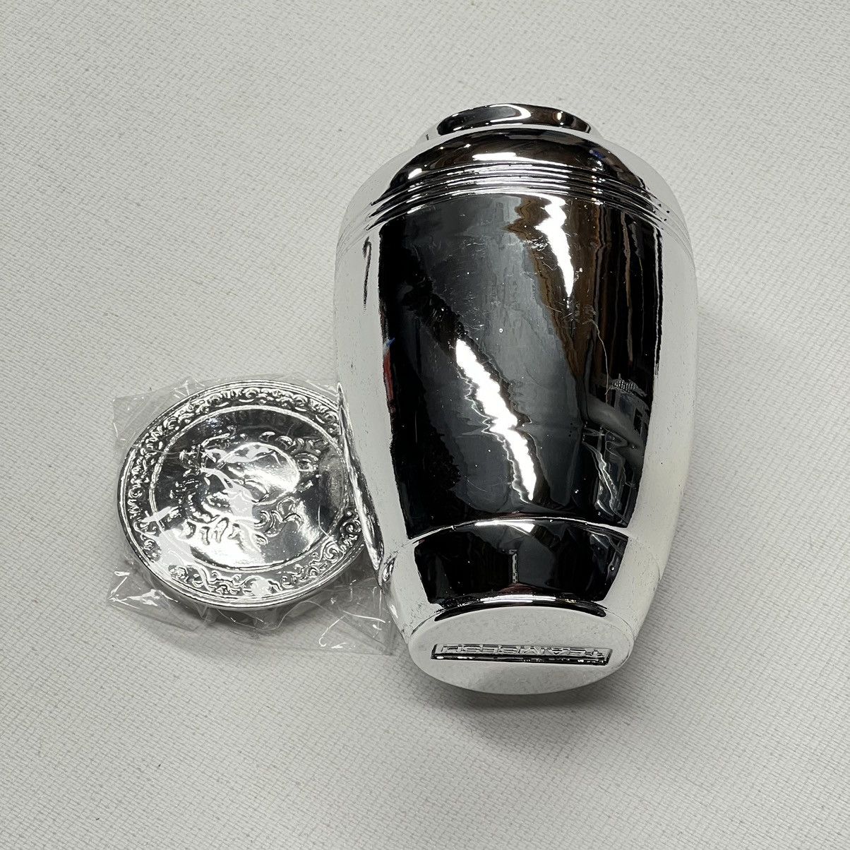 Bones × TeamSESH NEW Team Sesh Bones Urn Ashtray Dead Boy Loving Memory Merch Size ONE SIZE - 4 Thumbnail