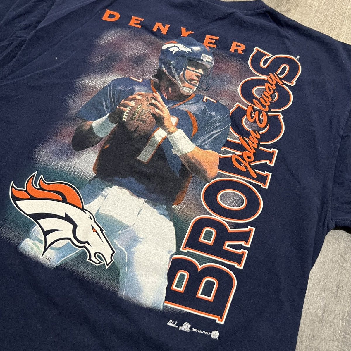 NFL × Vintage VTG Denver Broncos 1997 Blue John Elway 90s NFL Shirt Size US XL / EU 56 / 4 - 4 Thumbnail