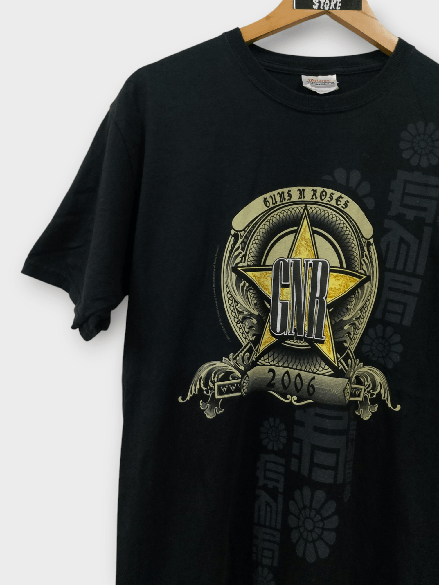 Band Tees × Guns N' Roses × Vintage Vintage 2006 Guns N' Roses North American Tour Tee Size US M / EU 48-50 / 2 - 5 Thumbnail