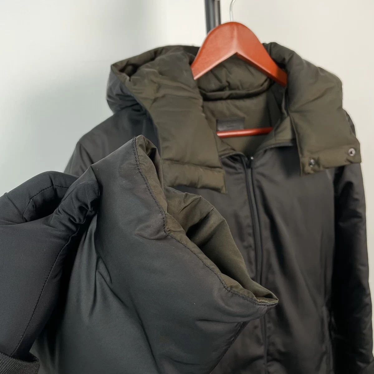 Fendi Fendi Monster 2-sided down coat 48 black green colorblock Size US M / EU 48-50 / 2 - 8 Thumbnail