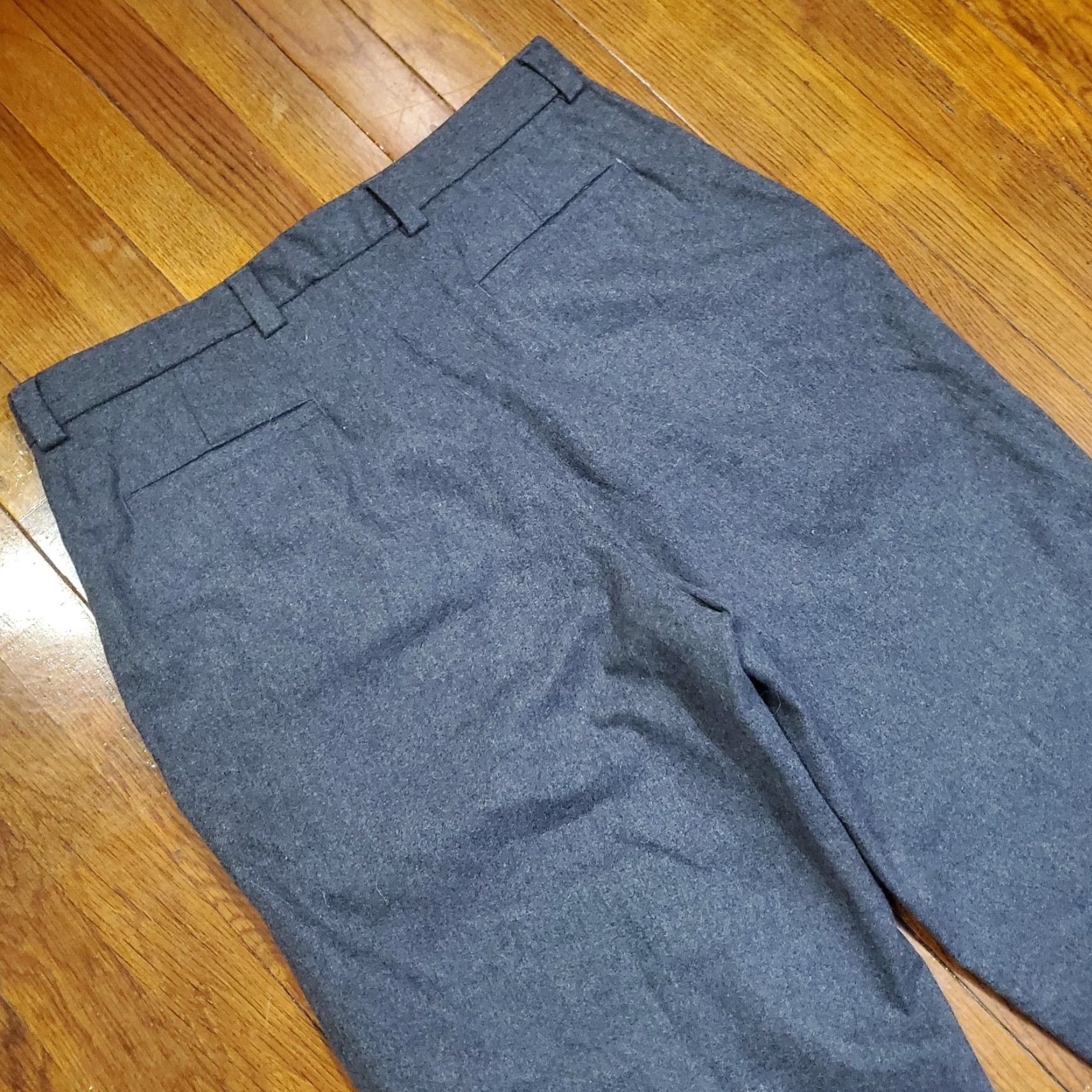Gap GAP Mens Pants 36x30 Gray Wool Blend Dress Trousers Flat Front Lined Classic Pockets Straight Front Zip 30in Inseam Mens Regular Knitted? Size US 36 / EU 52 - 3 Thumbnail