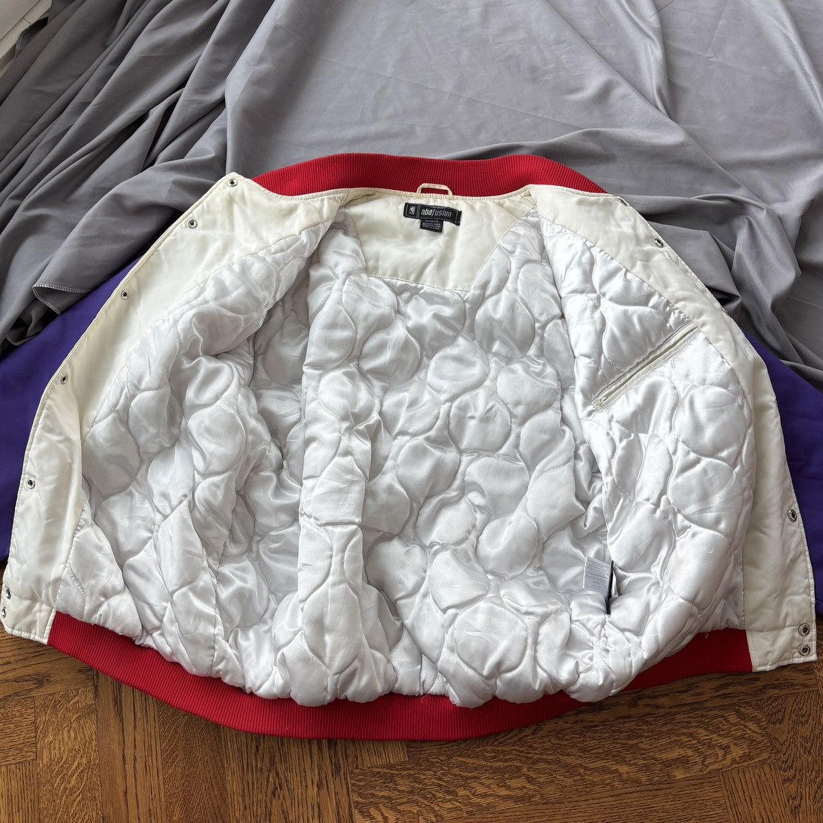 Reebok × Starter × Vintage Vintage Toronto Raptors Satin Jacket 90s Bomber 2000s Size US L / EU 52-54 / 3 - 8 Thumbnail