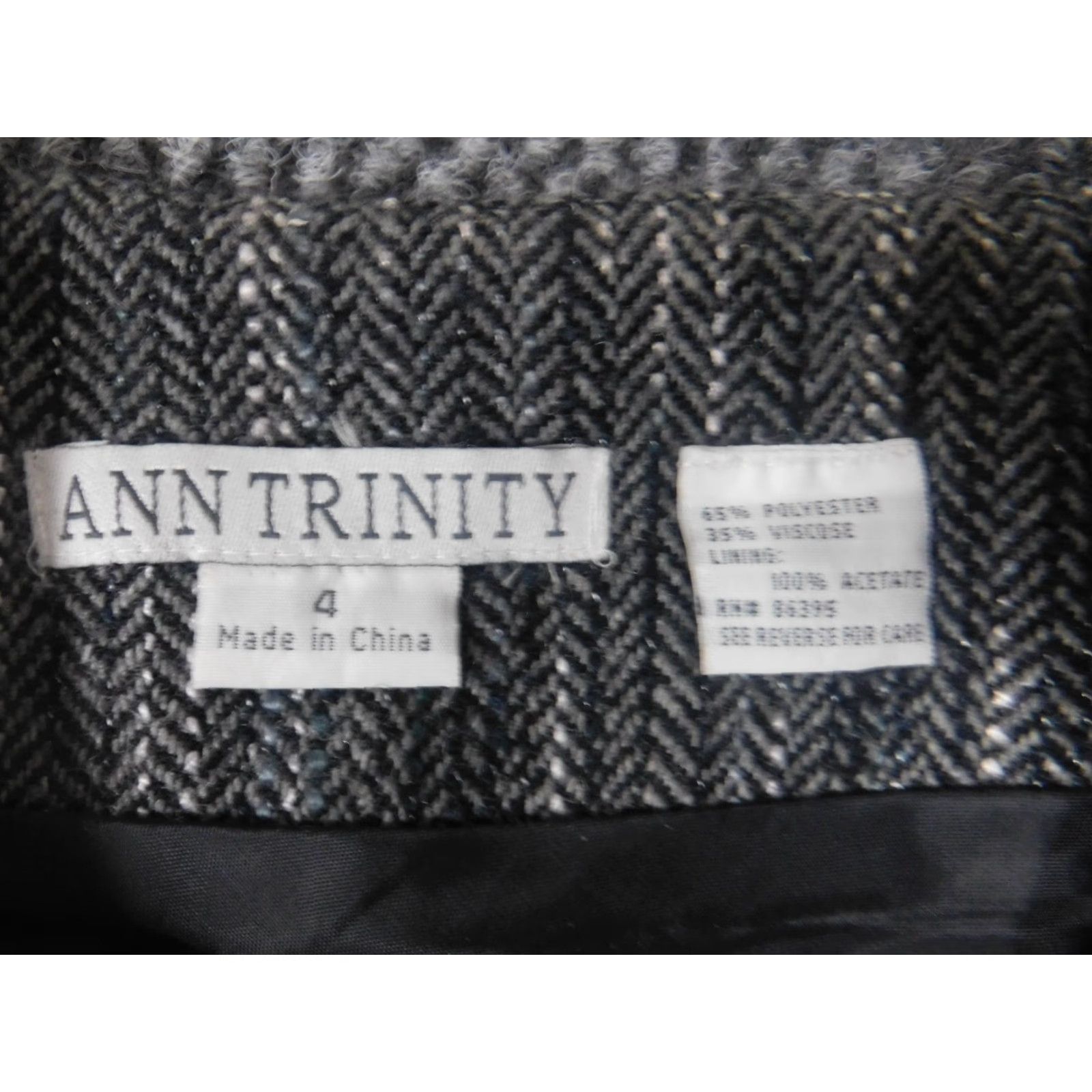 Vintage Ann Trinity Skirt Womens Midi Gray Ruffles A-Line Knit Polyester Zip 4 Size 27" / US 4 / IT 40 - 5 Thumbnail