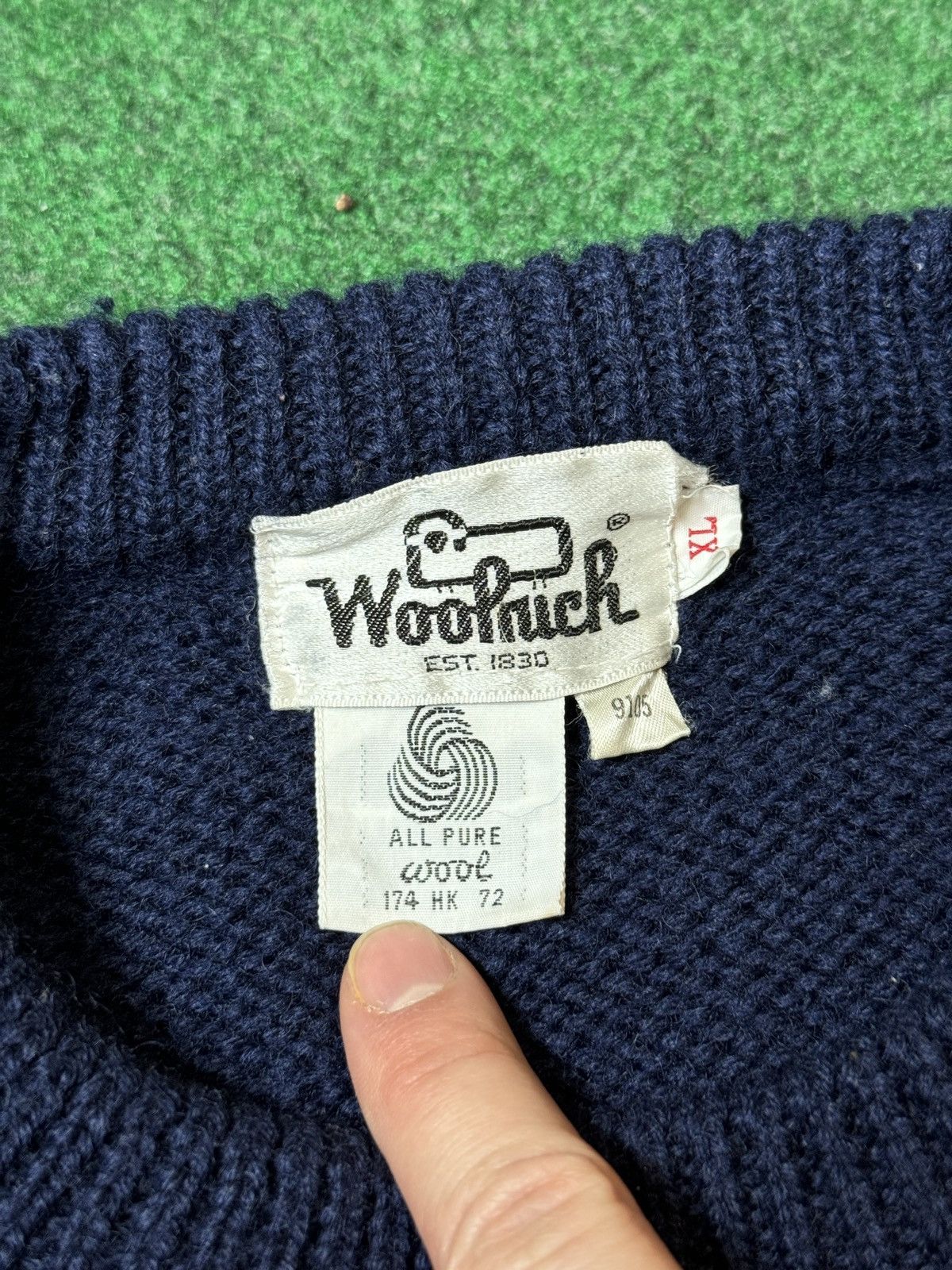 Vintage × Woolrich Woolen Mills Vtg 90s Woolrich Wool Large Slim Fit Navy Pullover Sweater Size US L / EU 52-54 / 3 - 2 Thumbnail