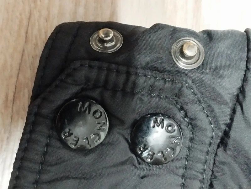 Moncler Moncler Tours Giubbotto Down Jacket size 5 Size US L / EU 52-54 / 3 - 7 Thumbnail
