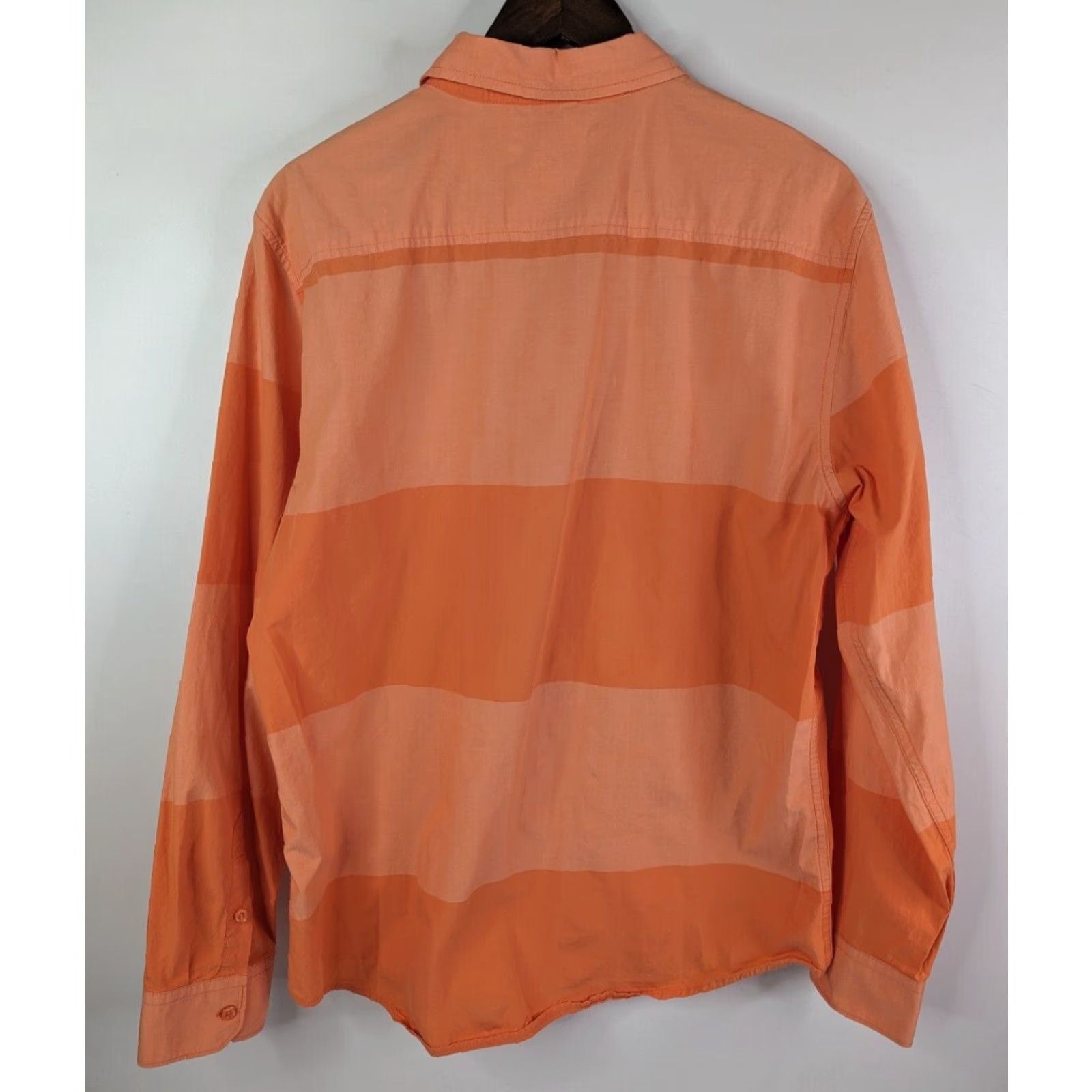 Guess Guess Men's Long Sleeve Orange Slim Fit Striped Button-Up Shirt XL User: Guess Men's Long Sleeve Orange Slim Fit Striped Button-Up Shirt XL Size US XL / EU 56 / 4 - 4 Thumbnail