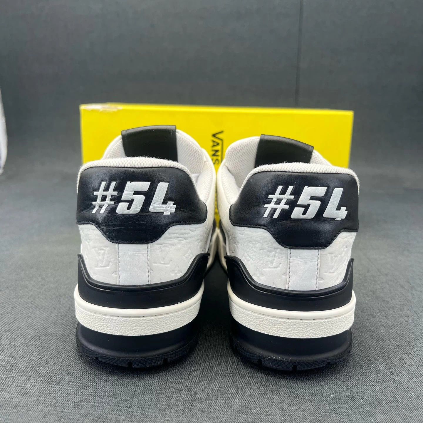 Louis Vuitton LV Trainer Black/White 42US8 Shoetag Worn Lining Repaired Size US 9 / EU 42 - 5 Thumbnail