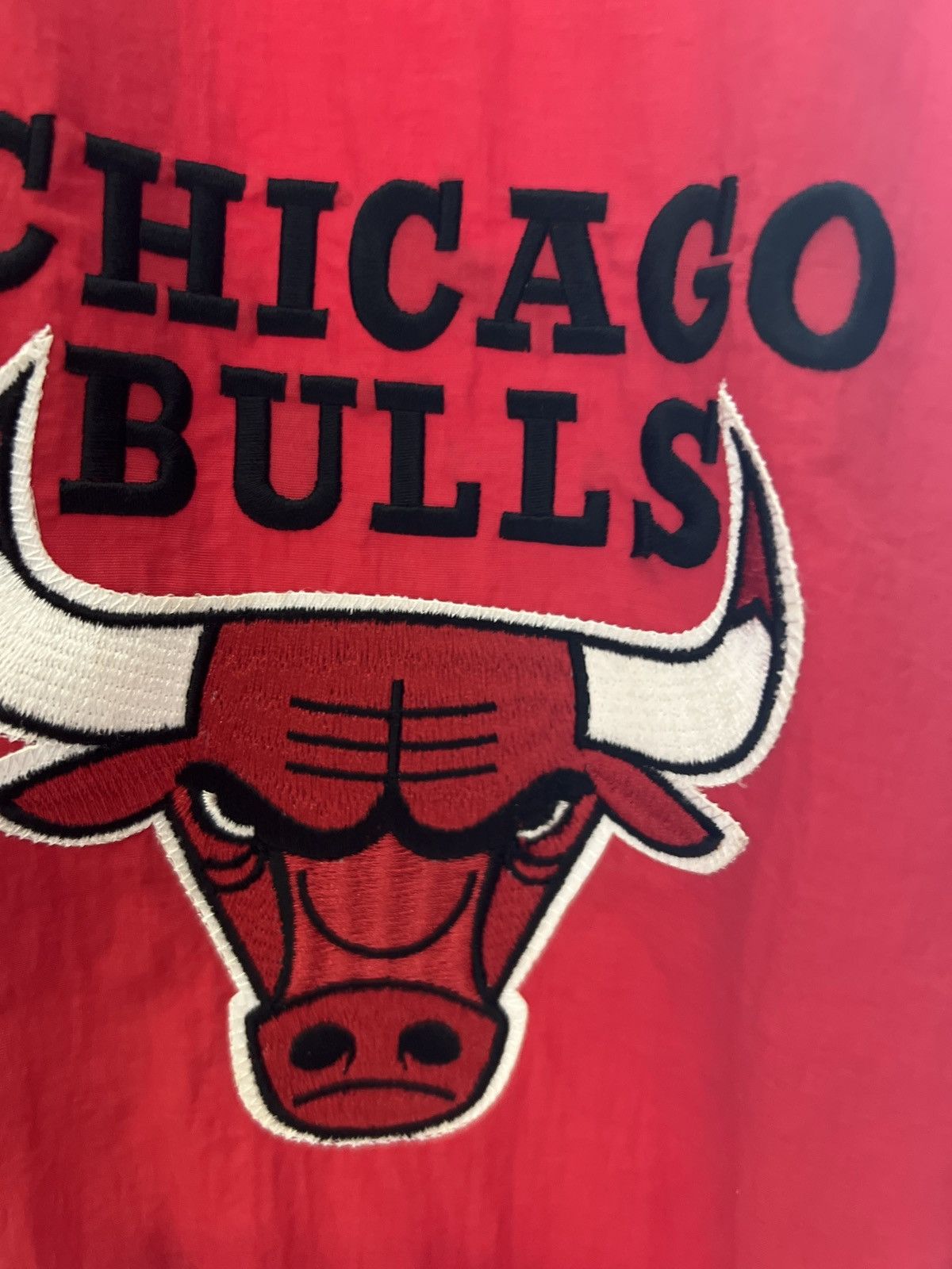 Mitchell & Ness Sewn Chicago Bulls 1996-97 red Warmup Jacket Size US L / EU 52-54 / 3 - 4 Thumbnail