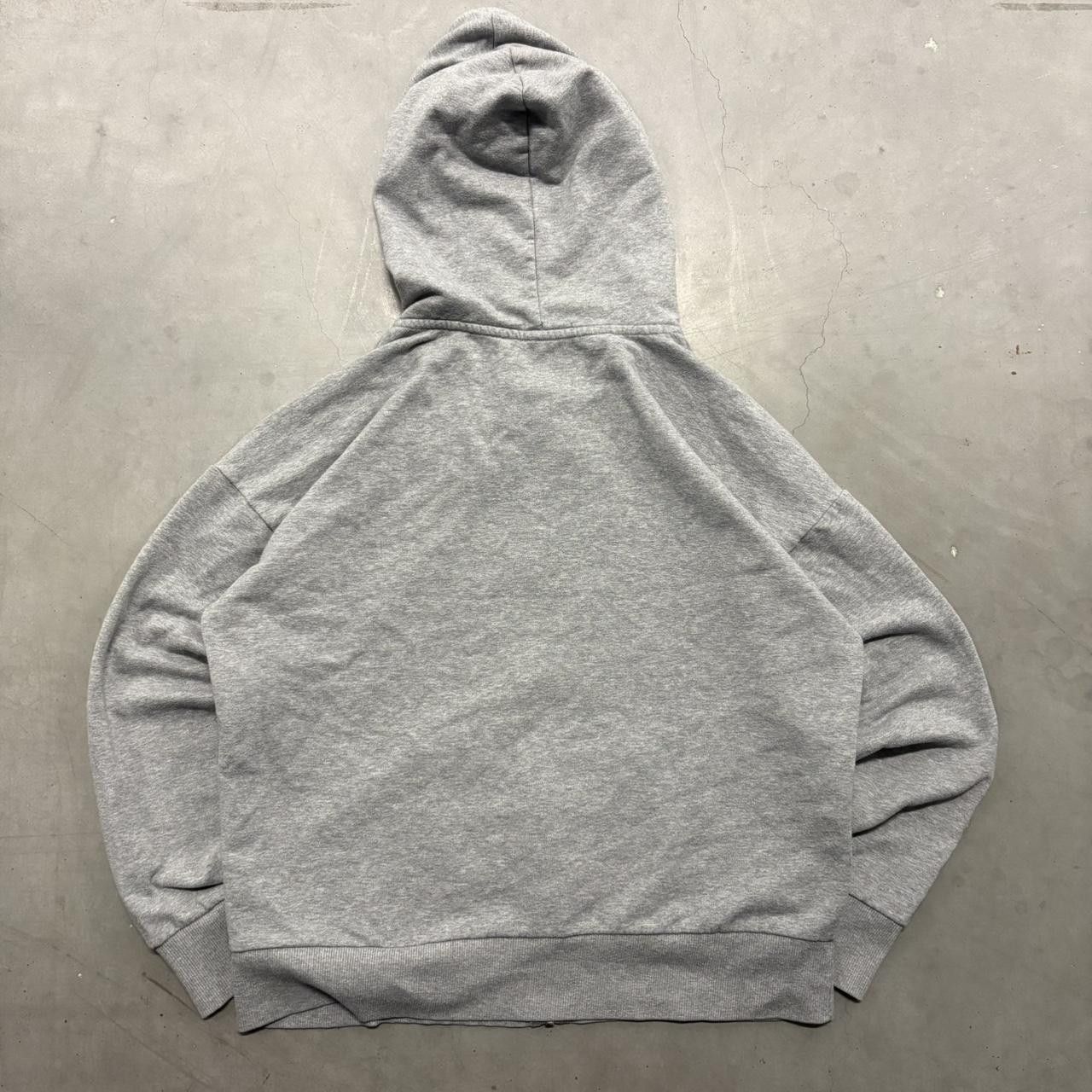Vintage Crazy Vintage Y2K/2000s Blank Grey Minimalist Streetwear Zipup Hoodie! Size US L / EU 52-54 / 3 - 2 Thumbnail