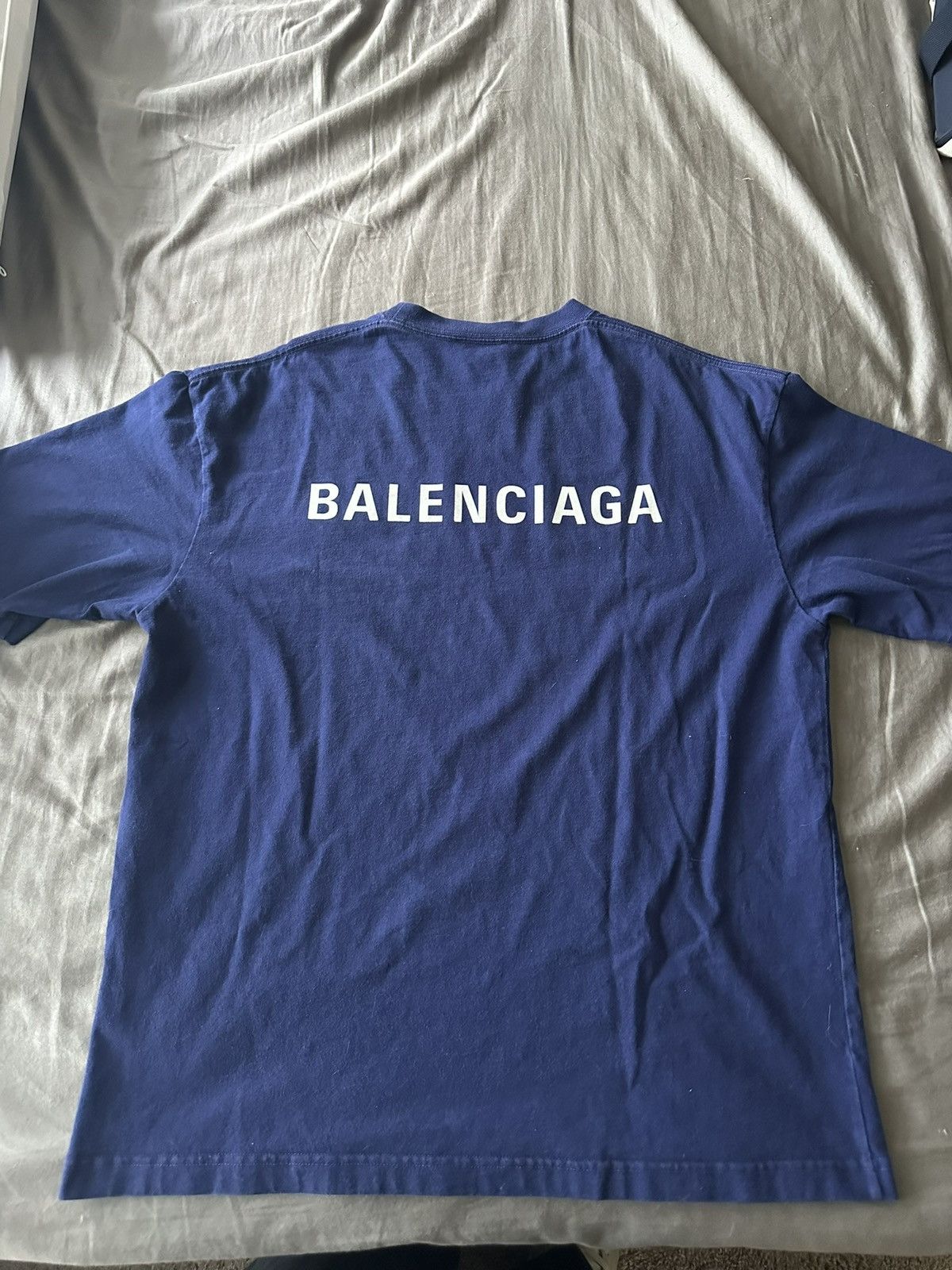Balenciaga Balenciaga Logo Shirt Size US S / EU 44-46 / 1 - 6 Thumbnail