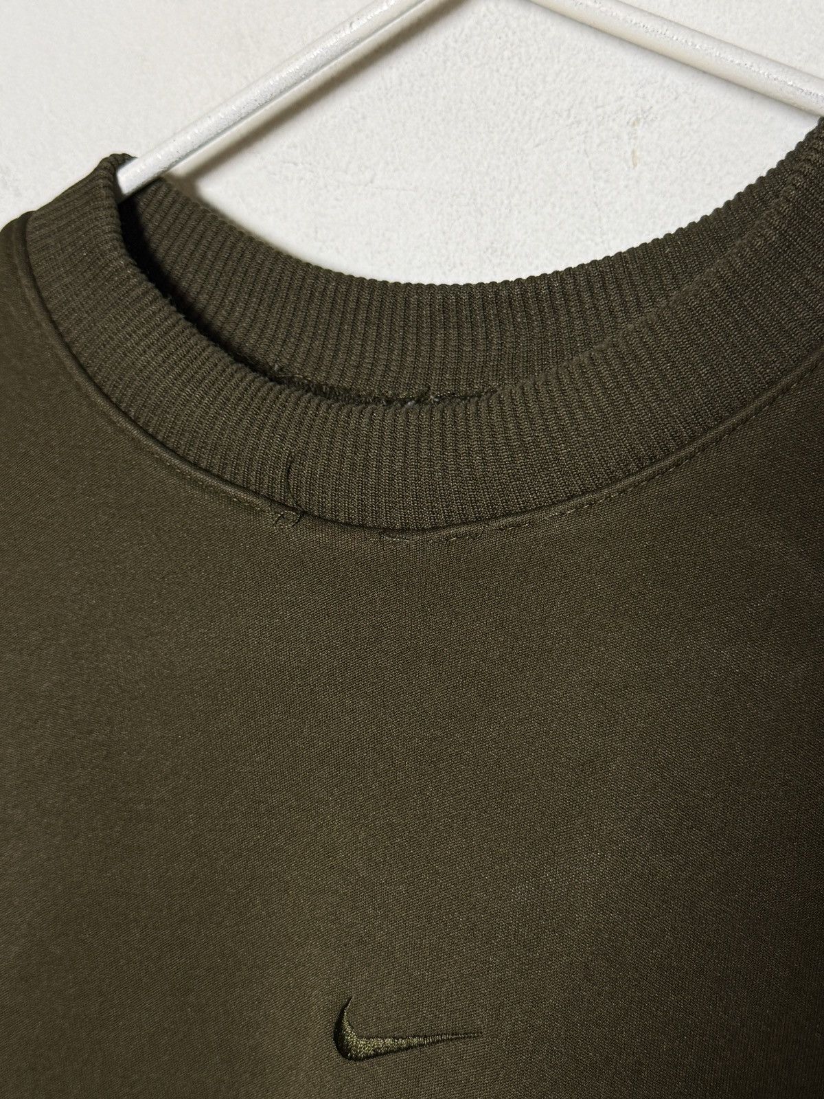 Nike Vintage Nike Crewneck Center Swoosh Sweatshirt travis cactus Size US S / EU 44-46 / 1 - 4 Thumbnail