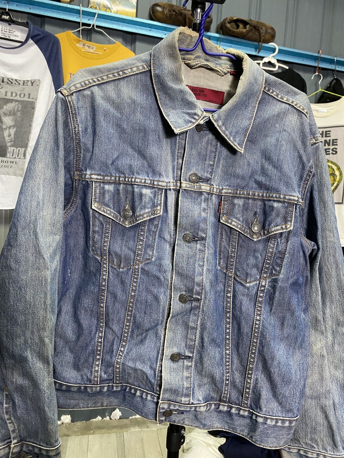 Levi's Distressed Levis red tab jeans jacket size L Size US L / EU 52-54 / 3 - 1 Thumbnail