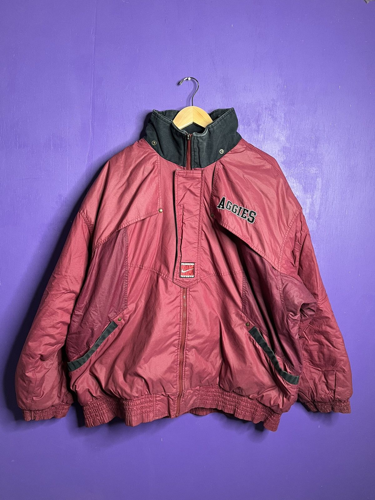 Image of American College x Nike Vintage 90's Nike Team Texas Atm Puffer Jacket in Maroon, Men's (Size 2XL)