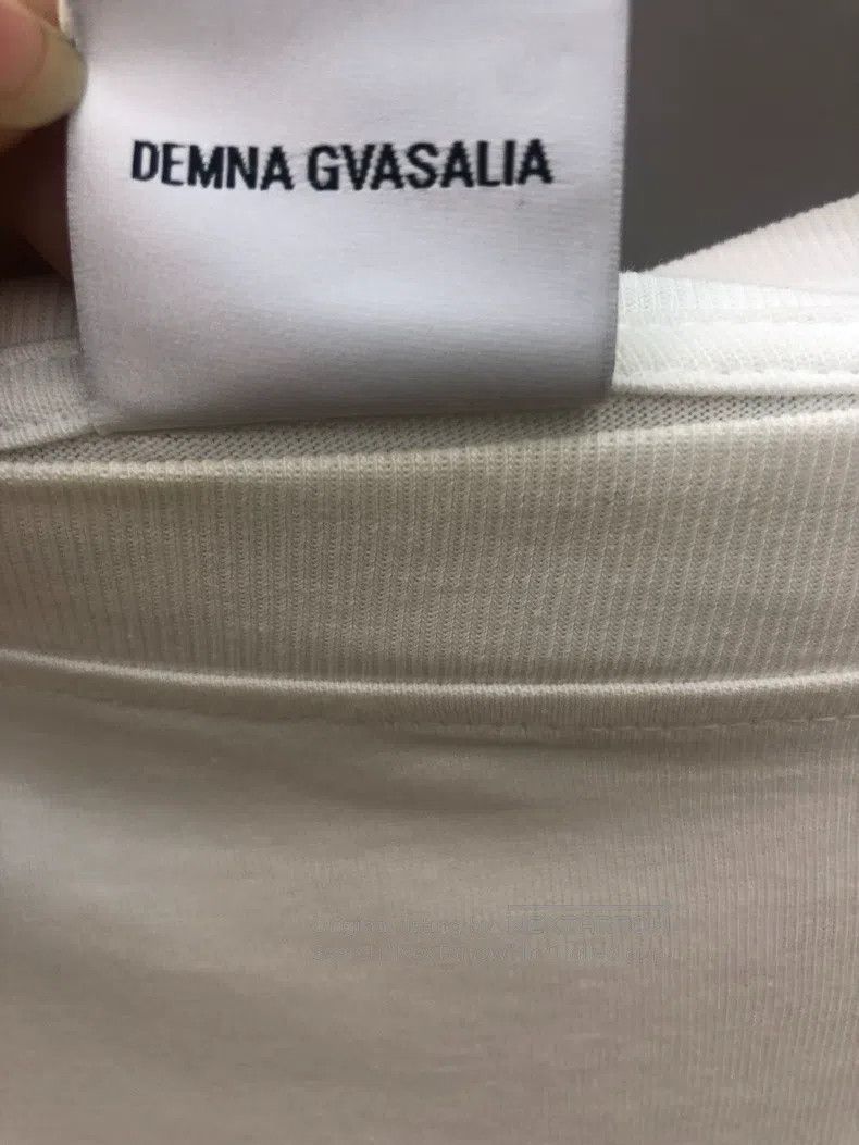 Vetements Vetements White irregular top Size US XS / EU 42 / 0 - 5 Thumbnail